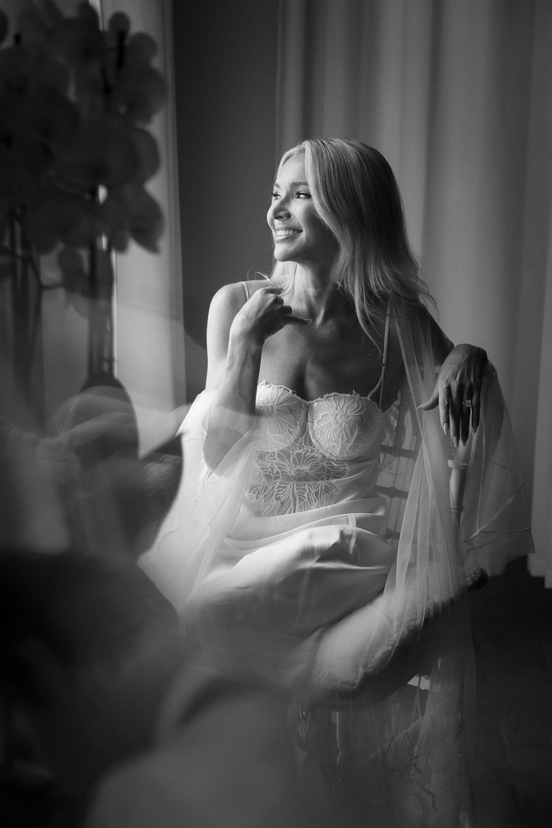 Christa and Chris's Sunset-Inspired Lake Como Wedding at Villa Cipressi photo