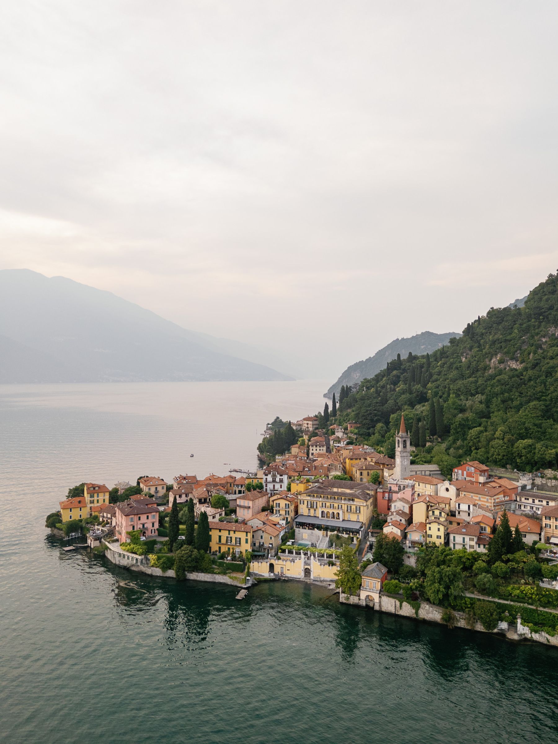 Christa and Chris's Sunset-Inspired Lake Como Wedding at Villa Cipressi photo