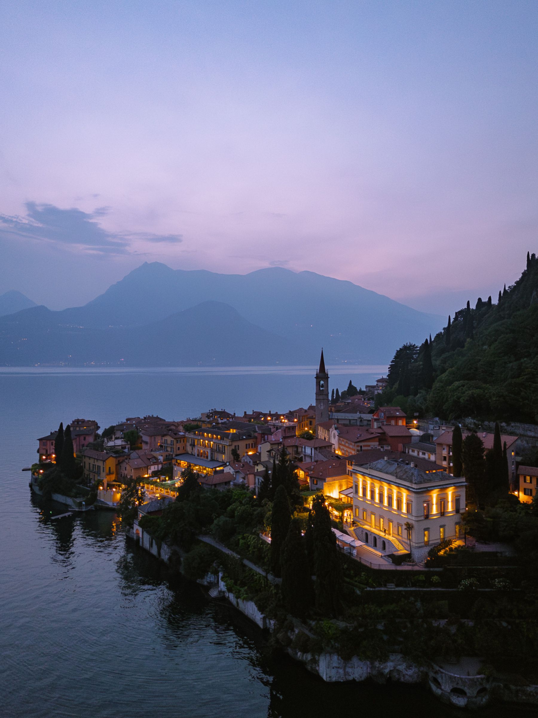 Christa and Chris's Sunset-Inspired Lake Como Wedding at Villa Cipressi photo