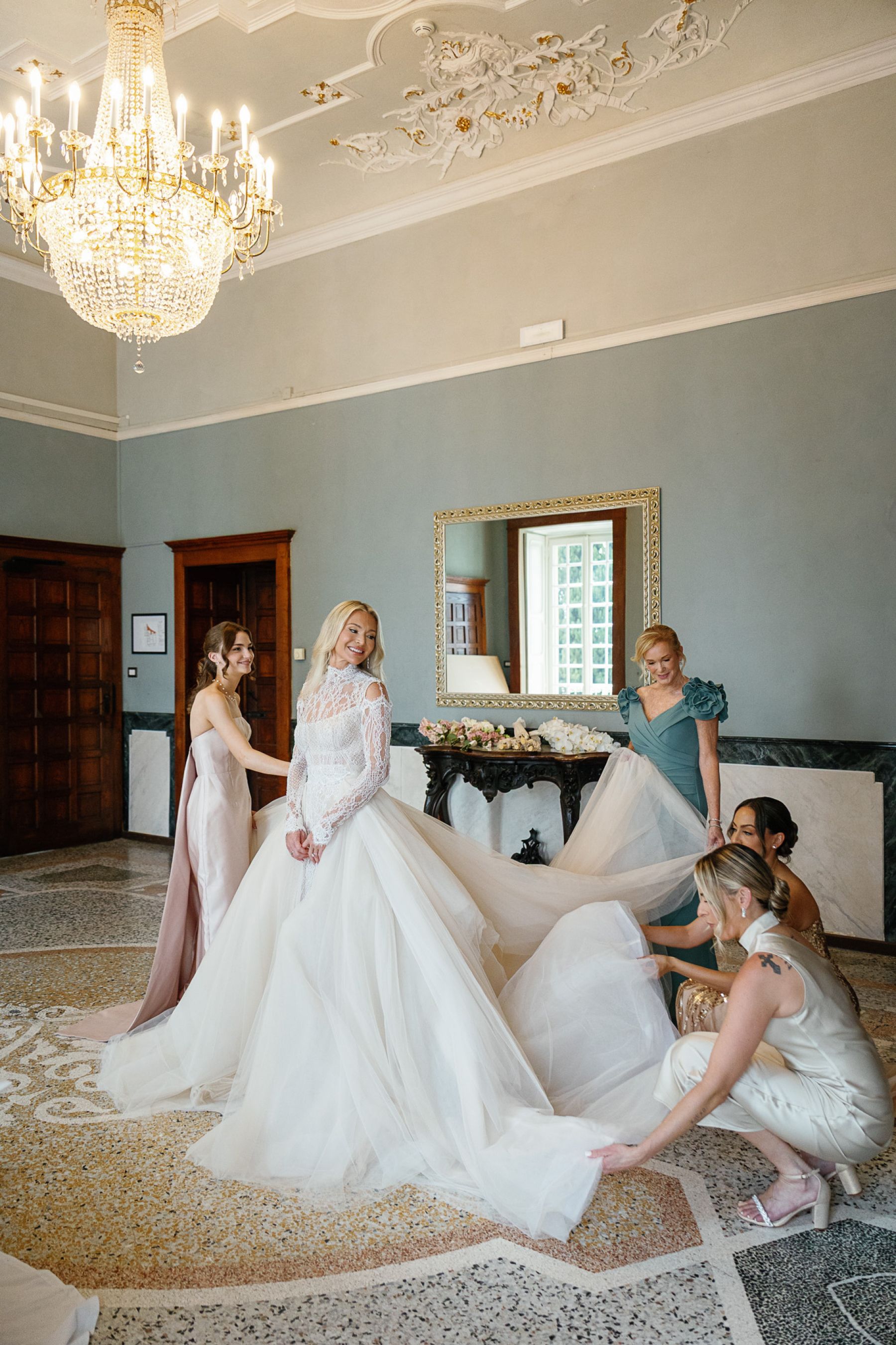 Christa and Chris's Sunset-Inspired Lake Como Wedding at Villa Cipressi photo