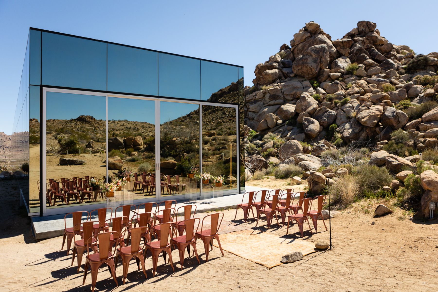 From Lockdown Love to Desert Vows: Catherine &amp; David's Wedding at The Colony Palms Hotel  photo