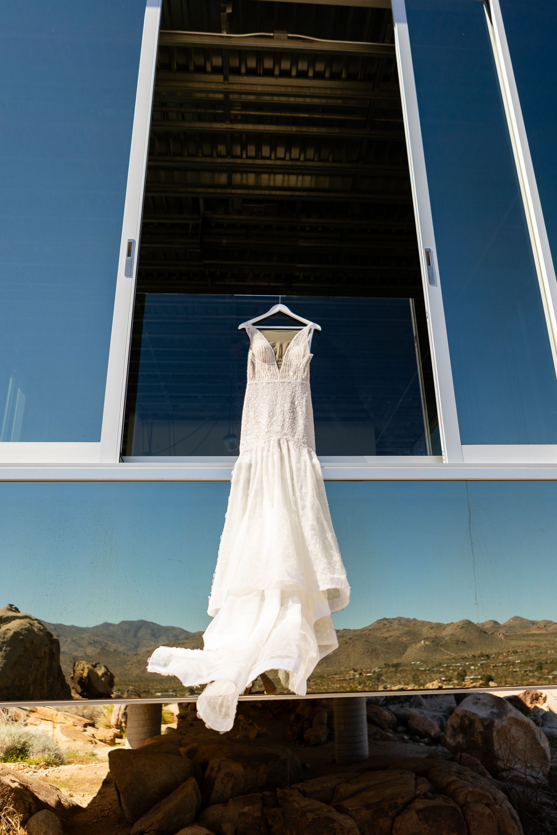 From Lockdown Love to Desert Vows: Catherine &amp; David's Wedding at The Colony Palms Hotel  photo