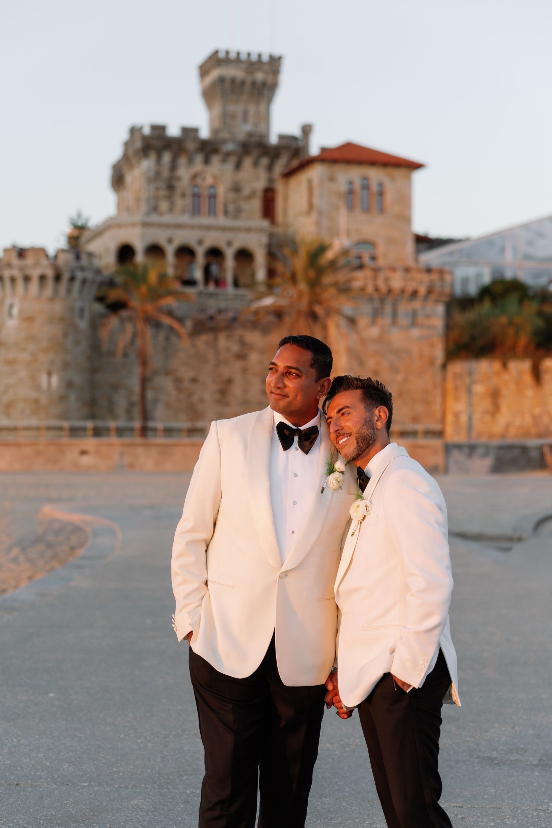 Frankie &amp; Sammy's Seaside Castle Wedding at Forte Da Cruz photo