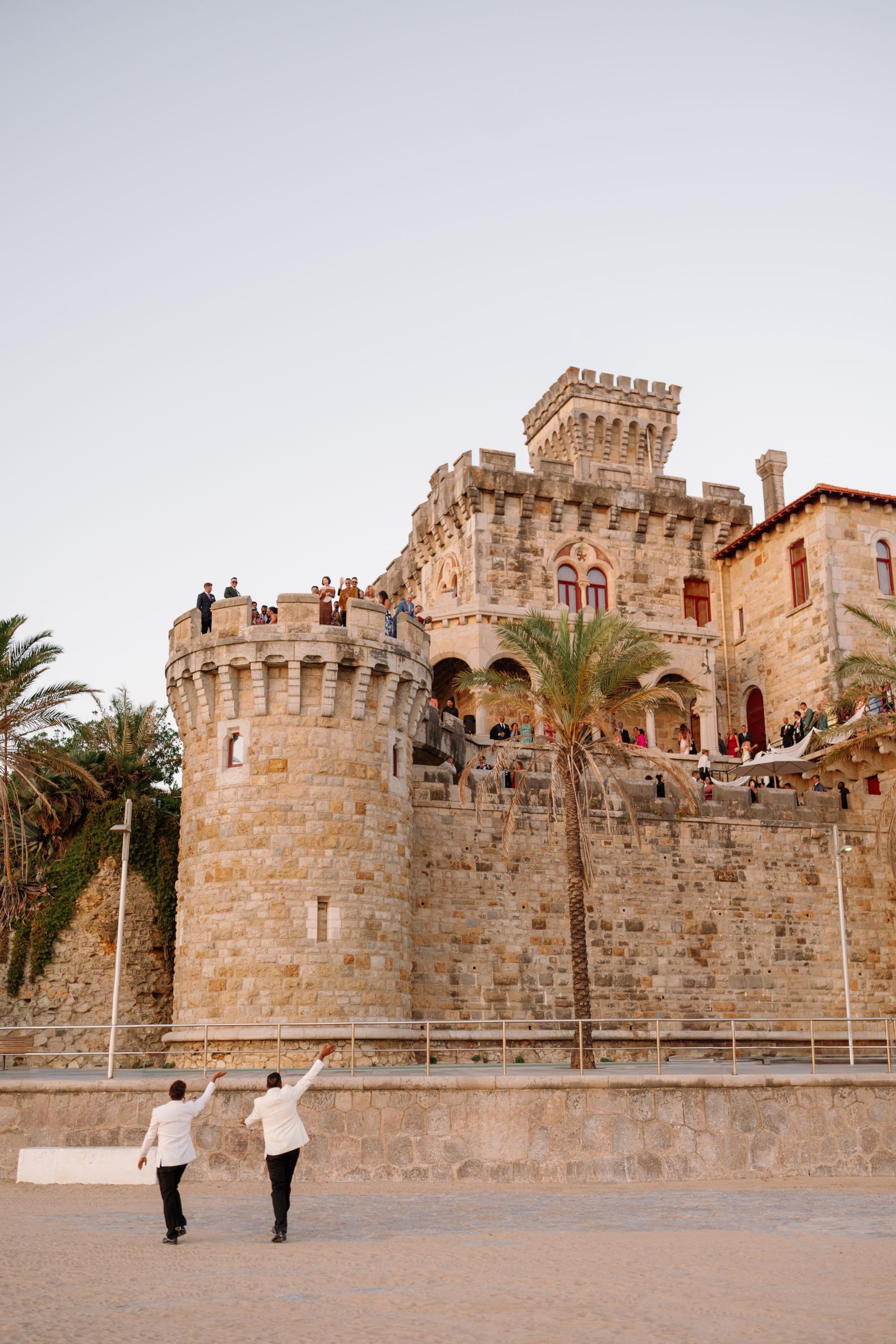 Frankie &amp; Sammy's Seaside Castle Wedding at Forte Da Cruz photo