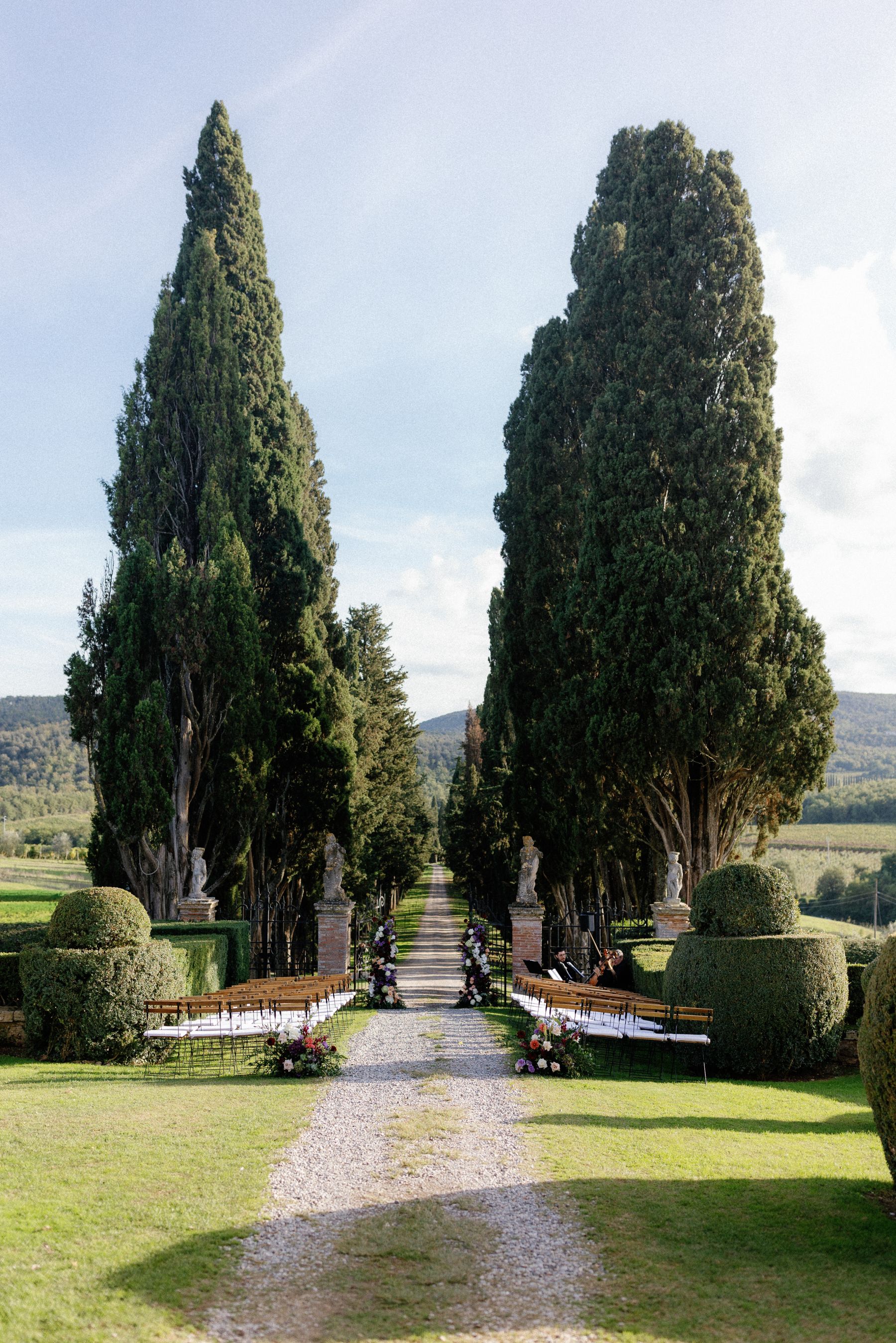 A Luxurious Tuscan Wedding at Borgo Stomennano: Cindy &amp; Charles's Italian Love Story photo