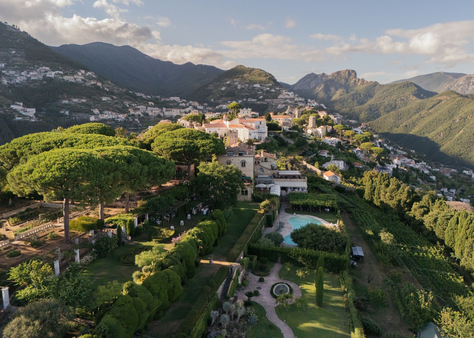 Maria &amp; Peter’s Enchanting Amalfi Coast Wedding at Villa Cimbrone photo
