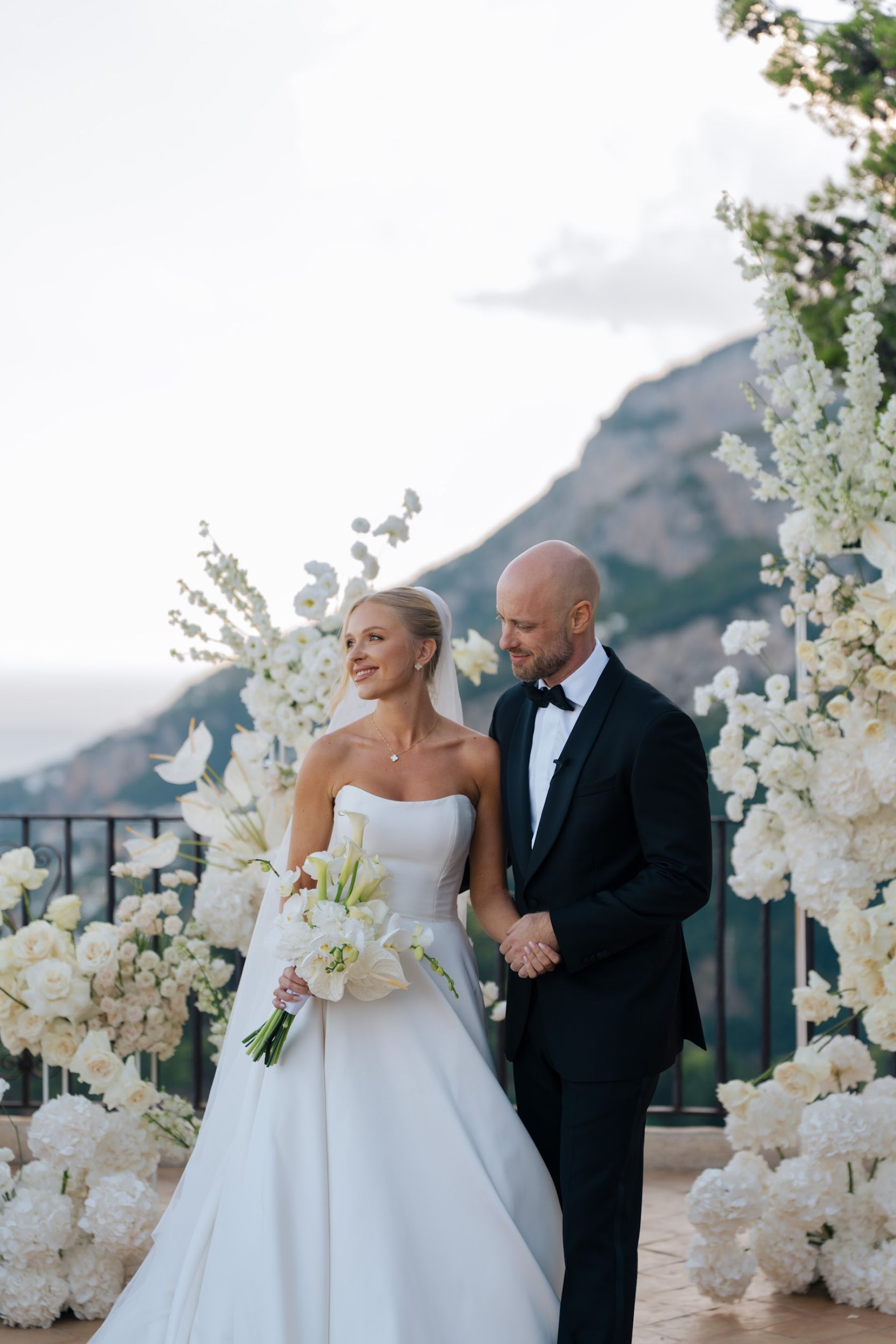 Maria &amp; Peter’s Enchanting Amalfi Coast Wedding at Villa Cimbrone photo