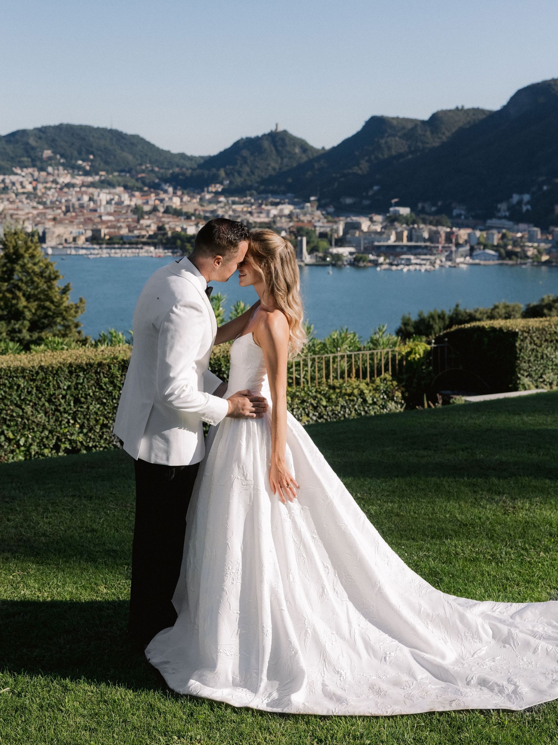 Robyn &amp; Ryan’s Romantic Lake Como Wedding at Villa Bonomi photo