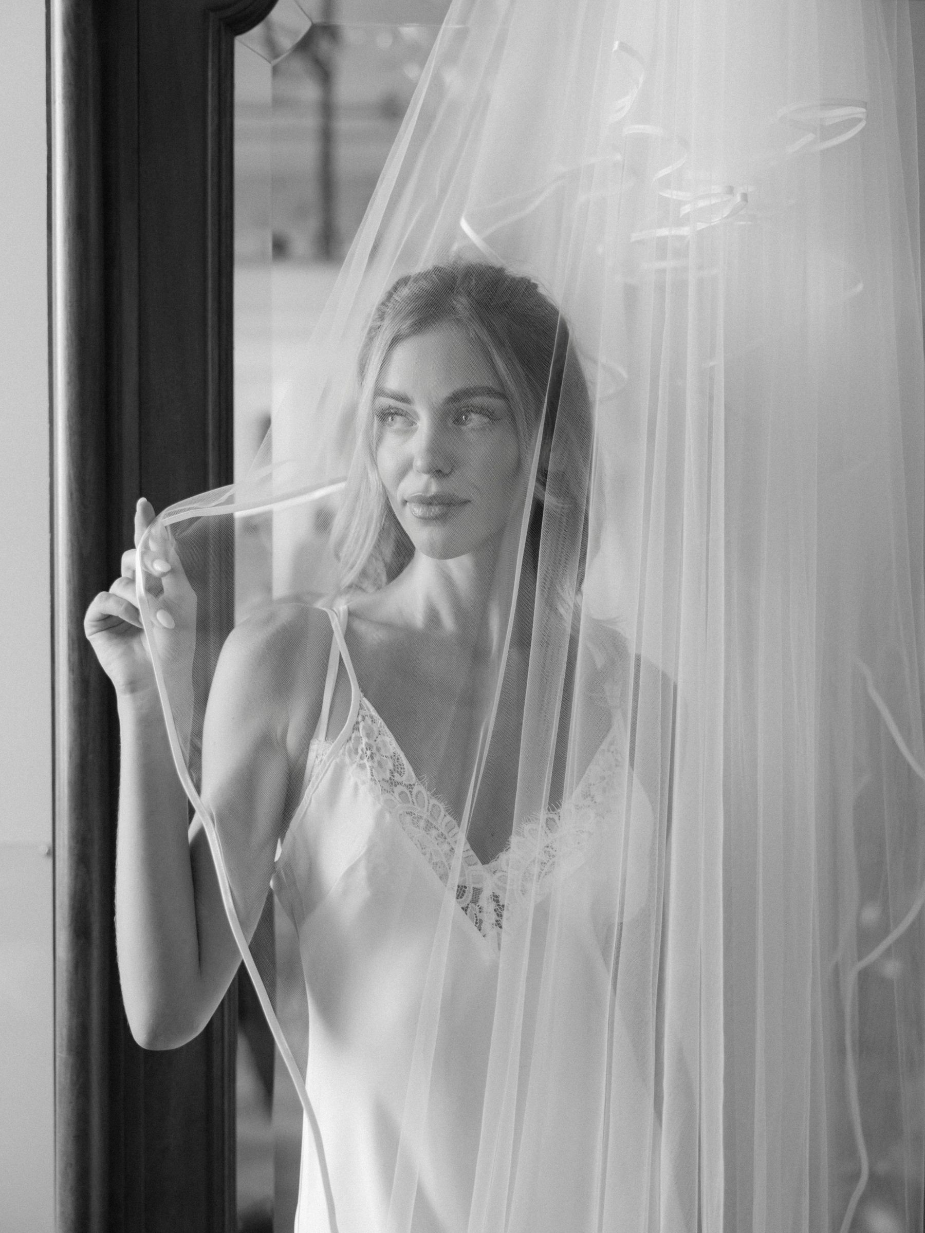 Robyn &amp; Ryan’s Romantic Lake Como Wedding at Villa Bonomi photo