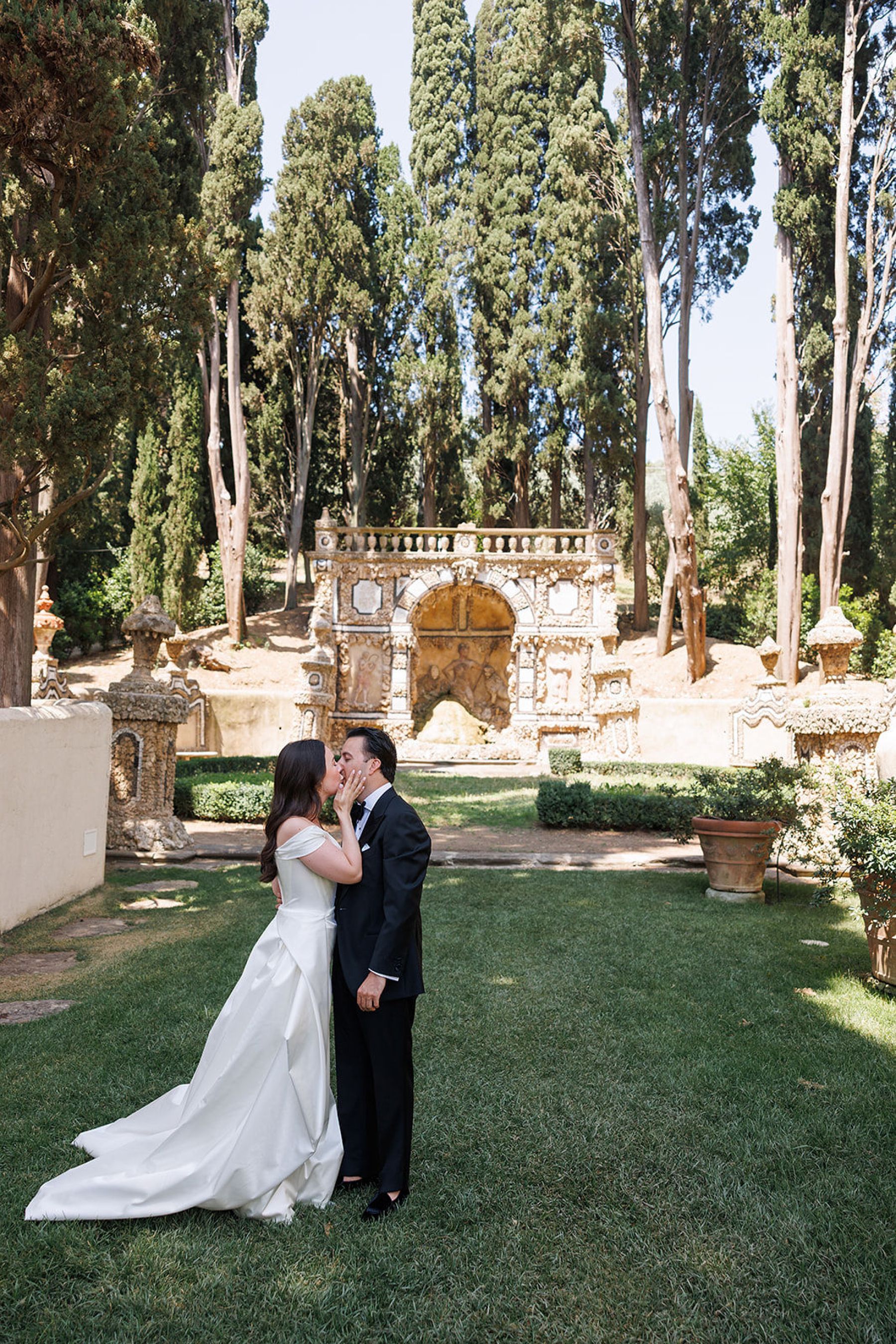 Kit &amp; Vinny’s Intimate Florence Wedding at Villa Gamberaia photo