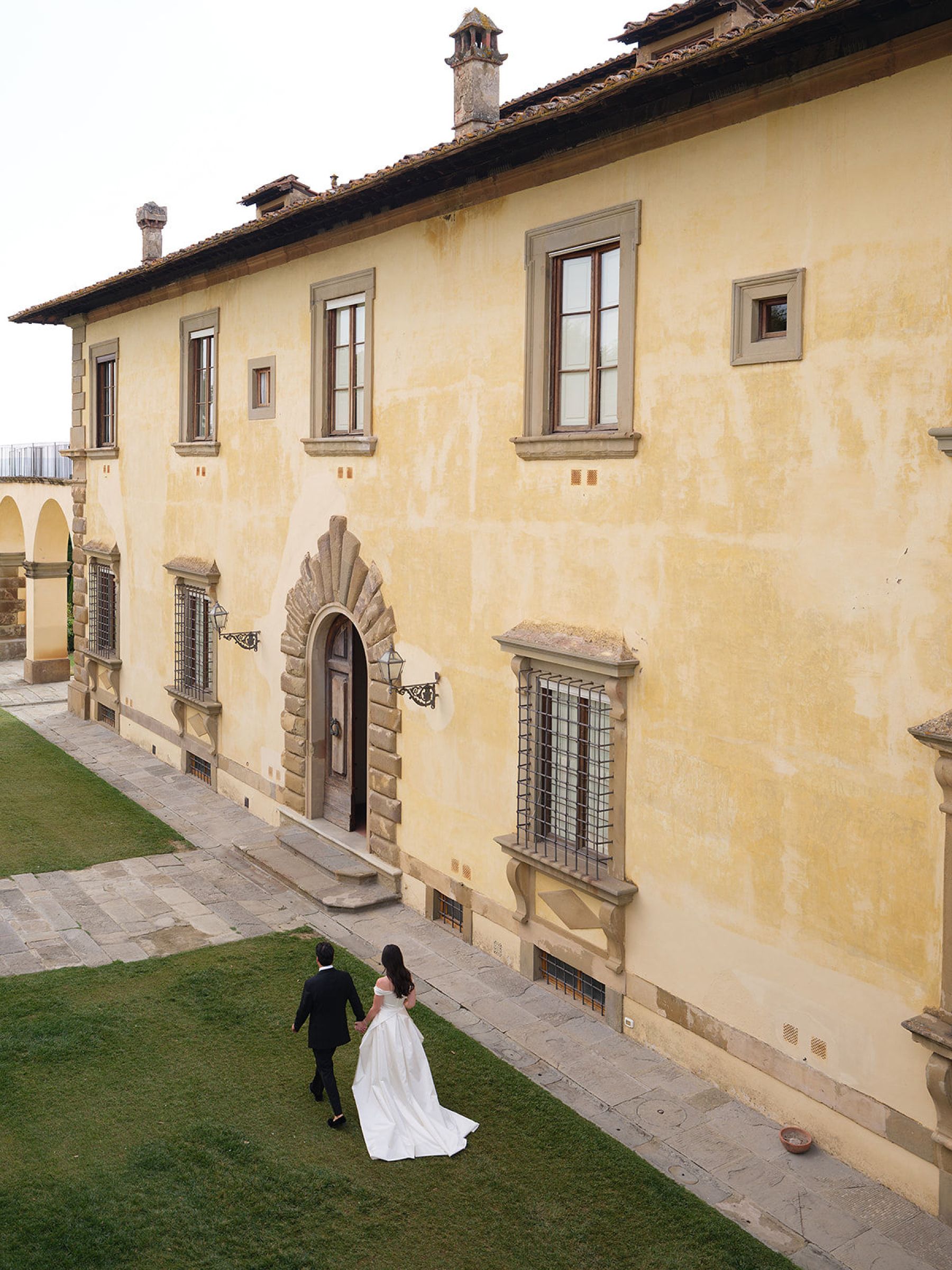 Kit &amp; Vinny’s Intimate Florence Wedding at Villa Gamberaia photo