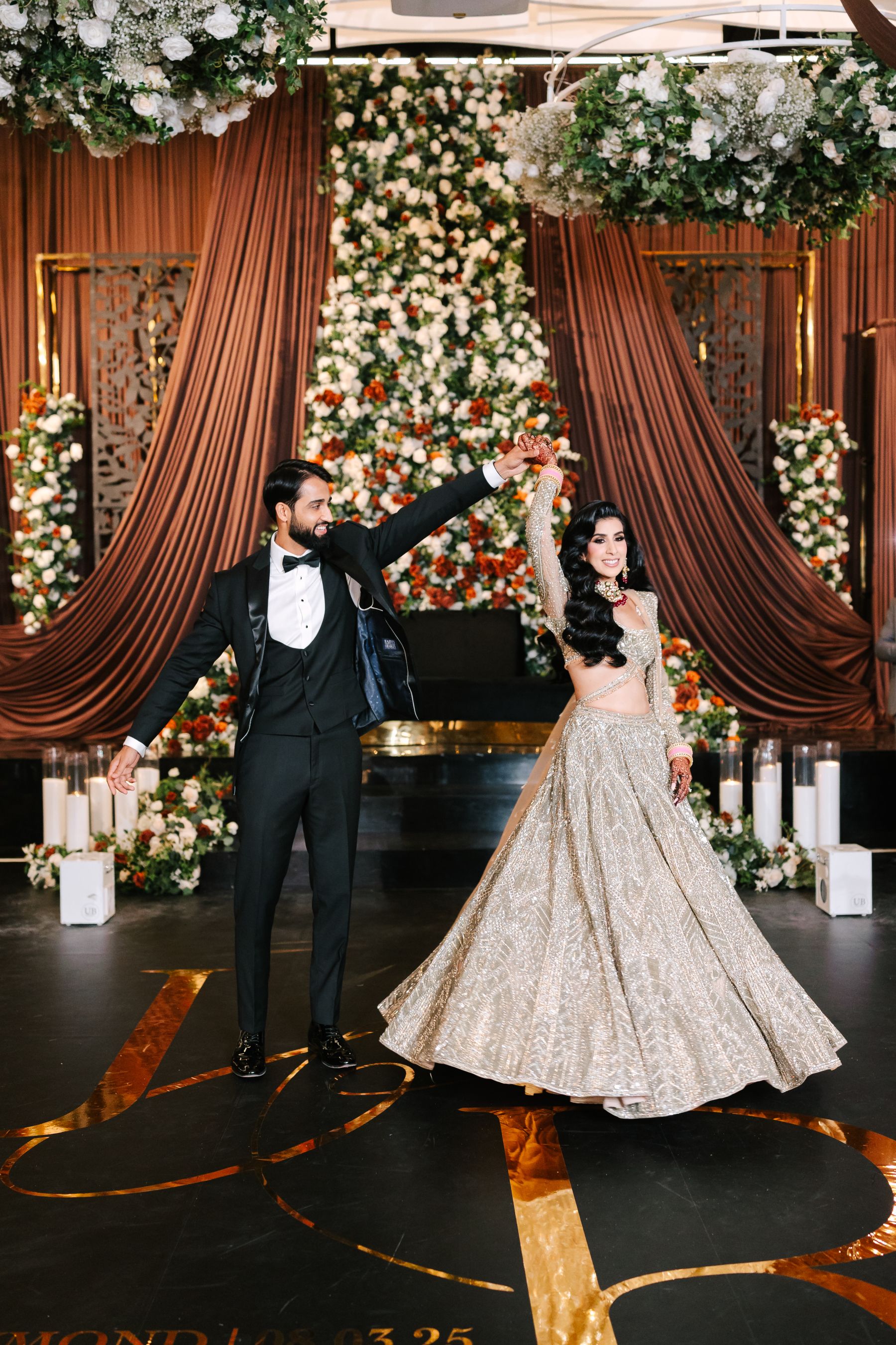 Jessica &amp; Raymond’s Colorful Indian Wedding at Evario Events Centre photo