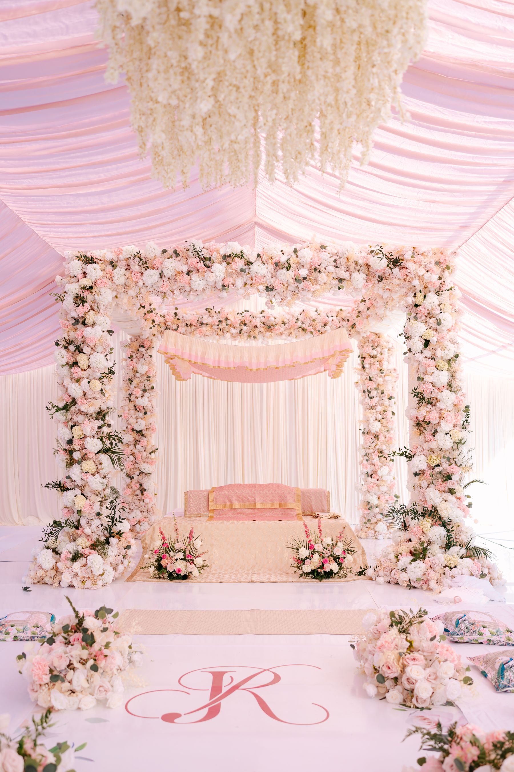 Jessica &amp; Raymond’s Colorful Indian Wedding at Evario Events Centre photo