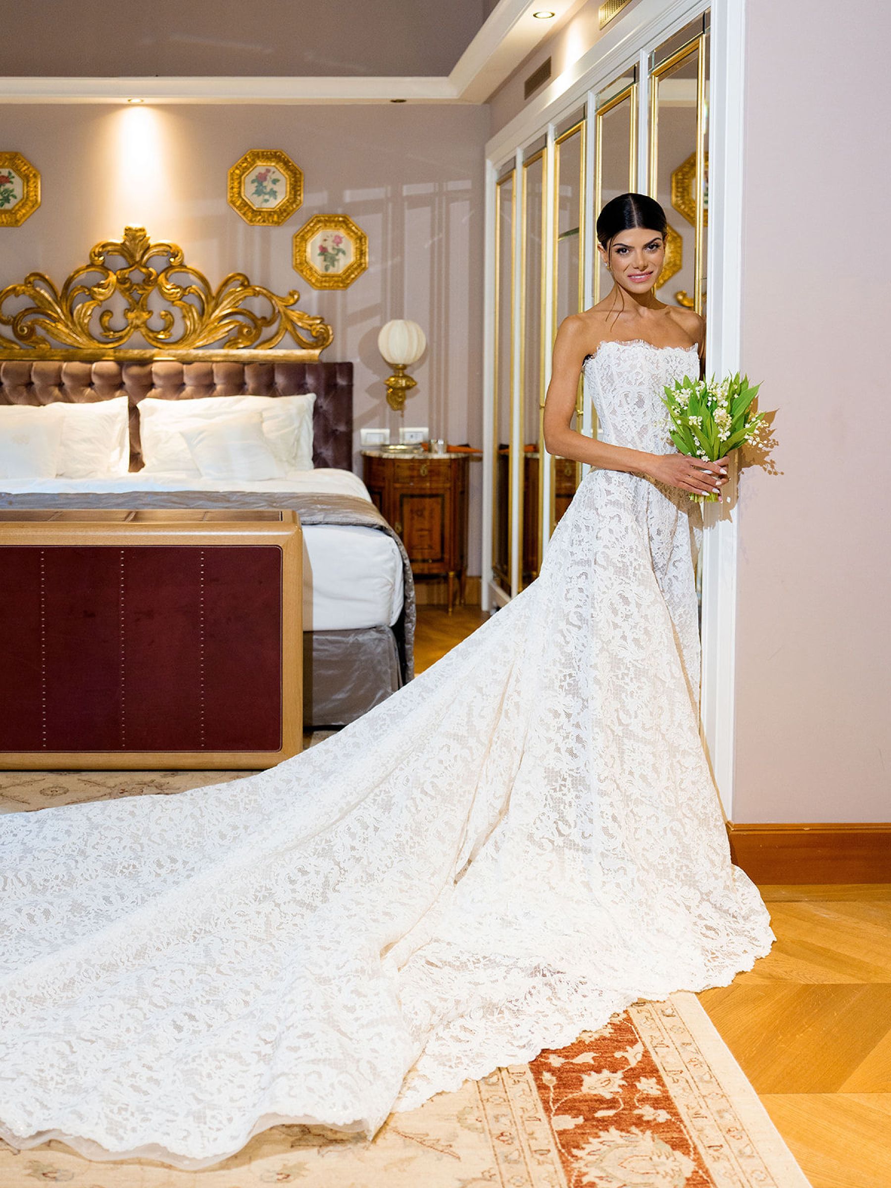 Nila and Mike's Timeless Lake Como Wedding at Villa Del Balbianello photo