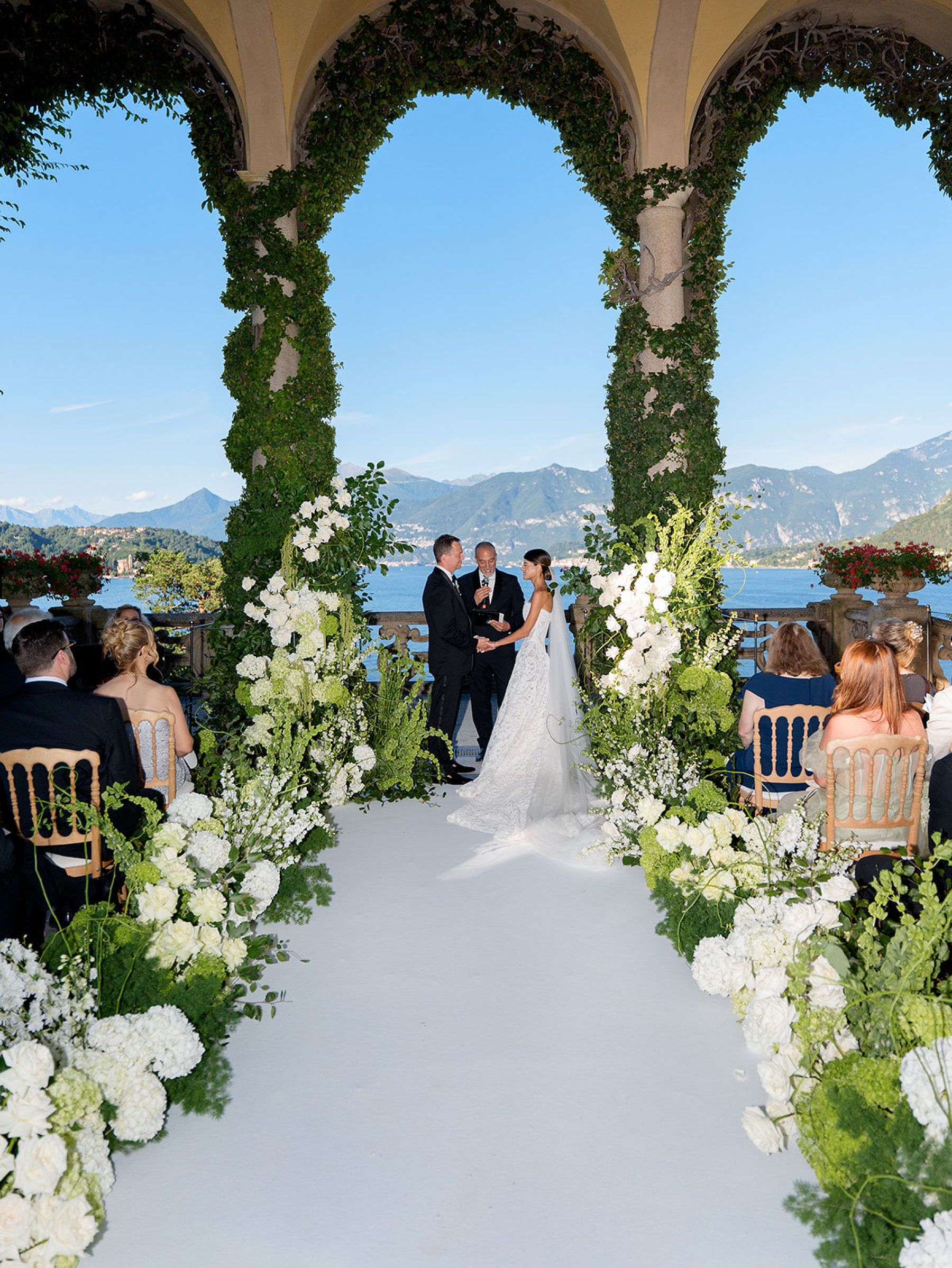 Nila and Mike's Timeless Lake Como Wedding at Villa Del Balbianello photo