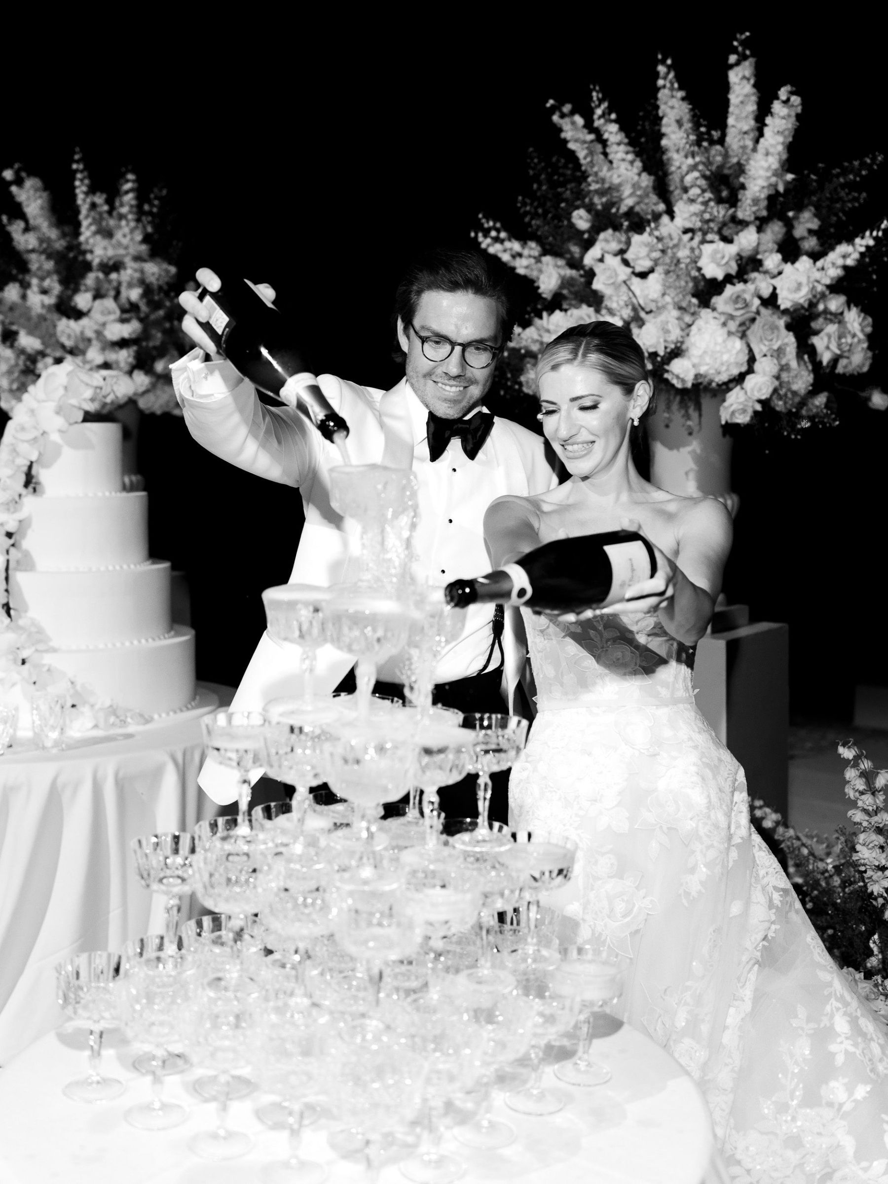 Jacquelyn &amp; Nick's Timeless Gatsby-Inspired Wedding at Villa Erba photo