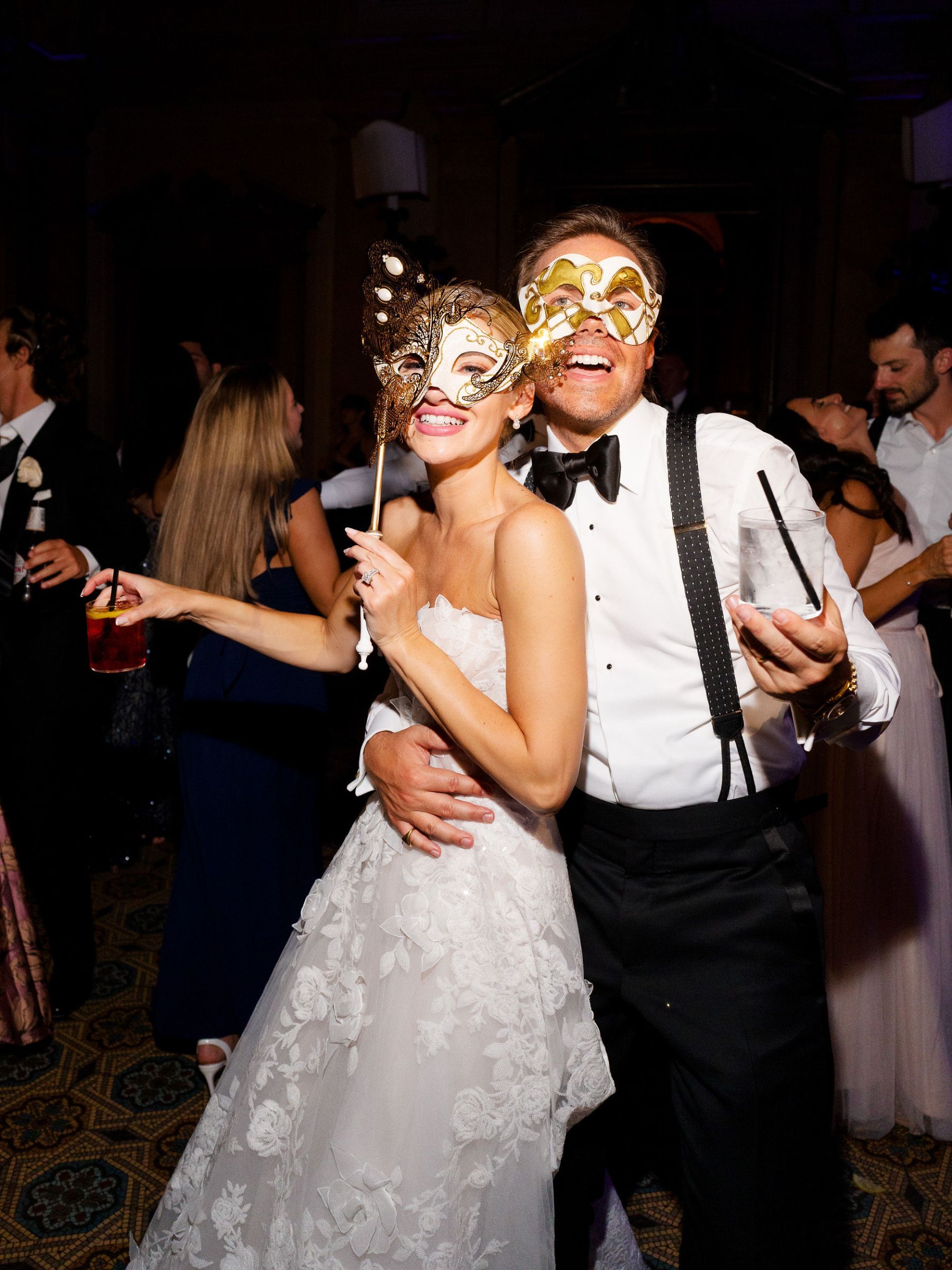 Jacquelyn &amp; Nick's Timeless Gatsby-Inspired Wedding at Villa Erba photo