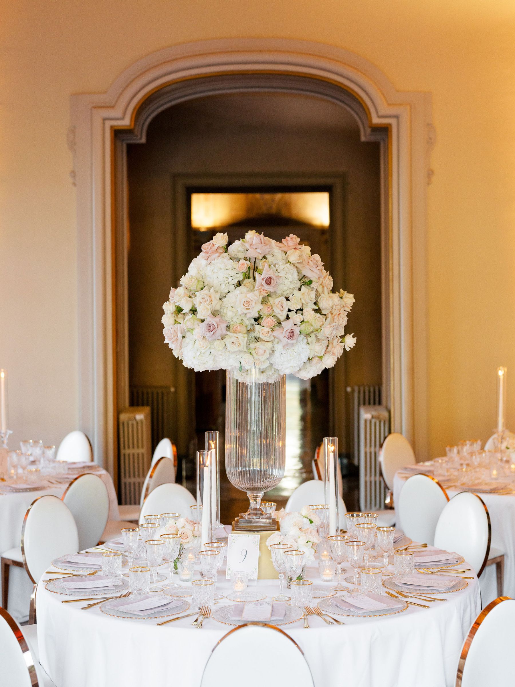 Jacquelyn &amp; Nick's Timeless Gatsby-Inspired Wedding at Villa Erba photo