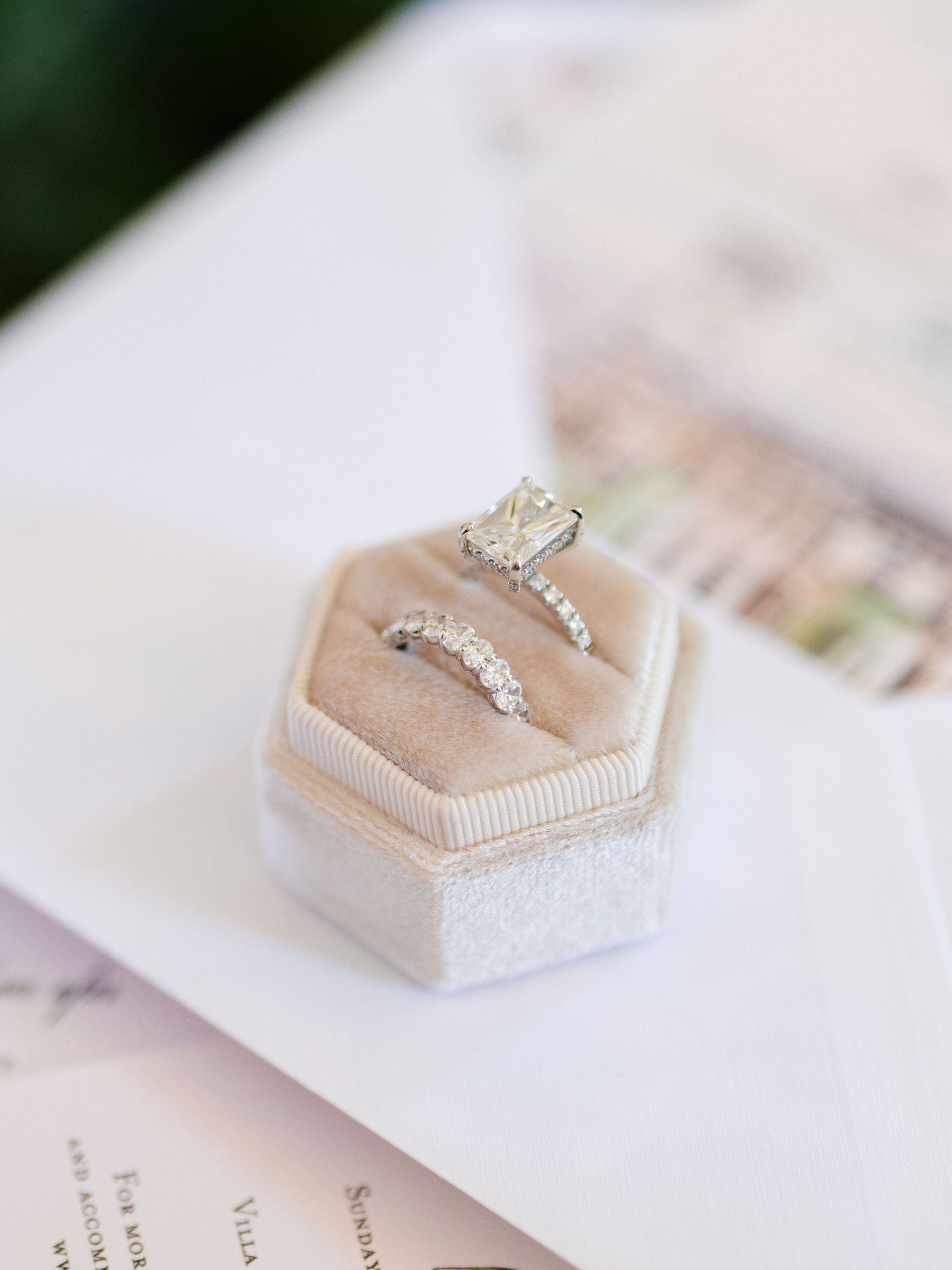 Jacquelyn &amp; Nick's Timeless Gatsby-Inspired Wedding at Villa Erba photo