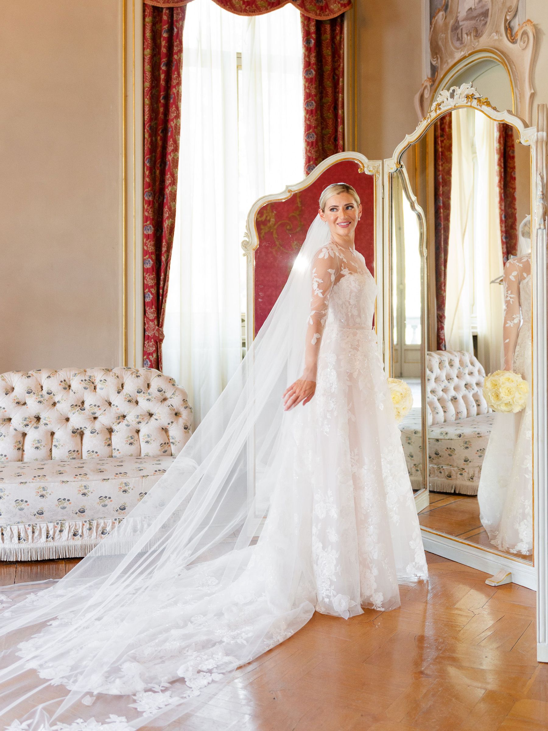 Jacquelyn &amp; Nick's Timeless Gatsby-Inspired Wedding at Villa Erba photo