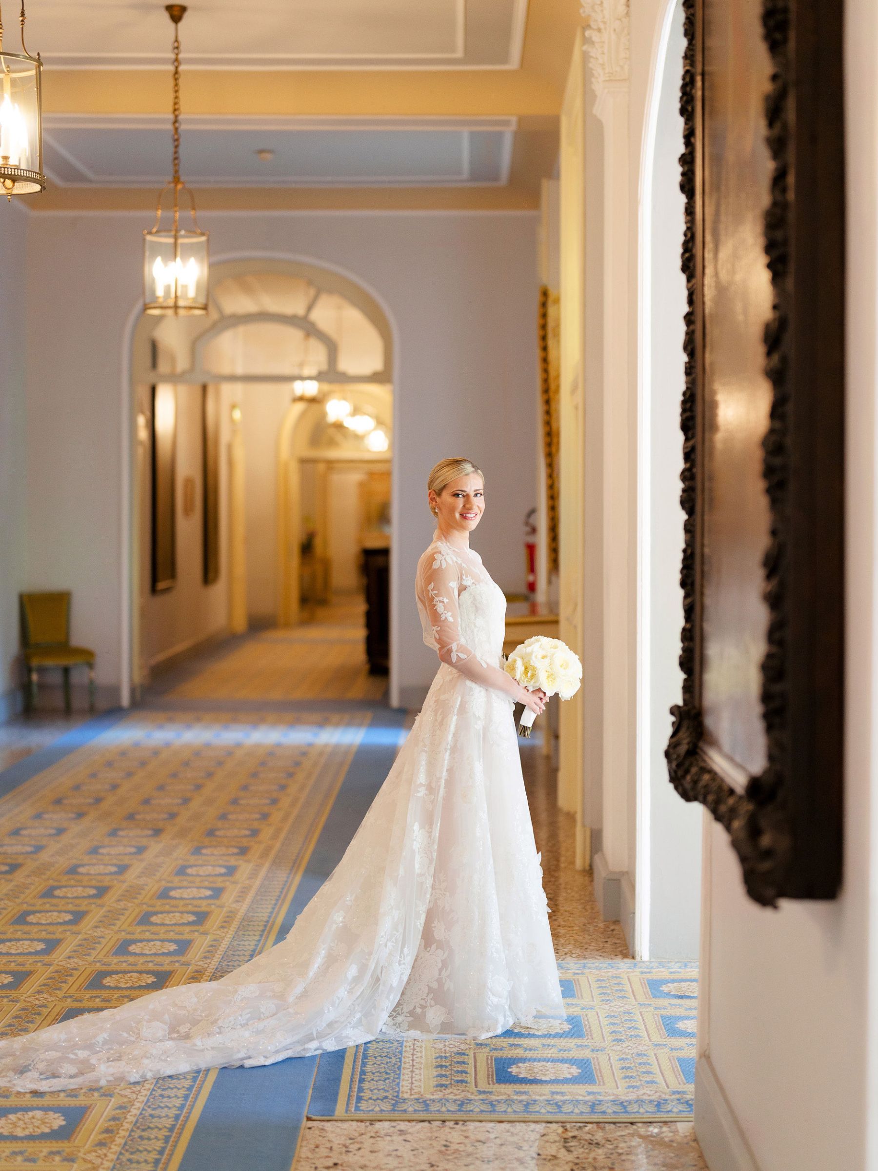 Jacquelyn &amp; Nick's Timeless Gatsby-Inspired Wedding at Villa Erba photo