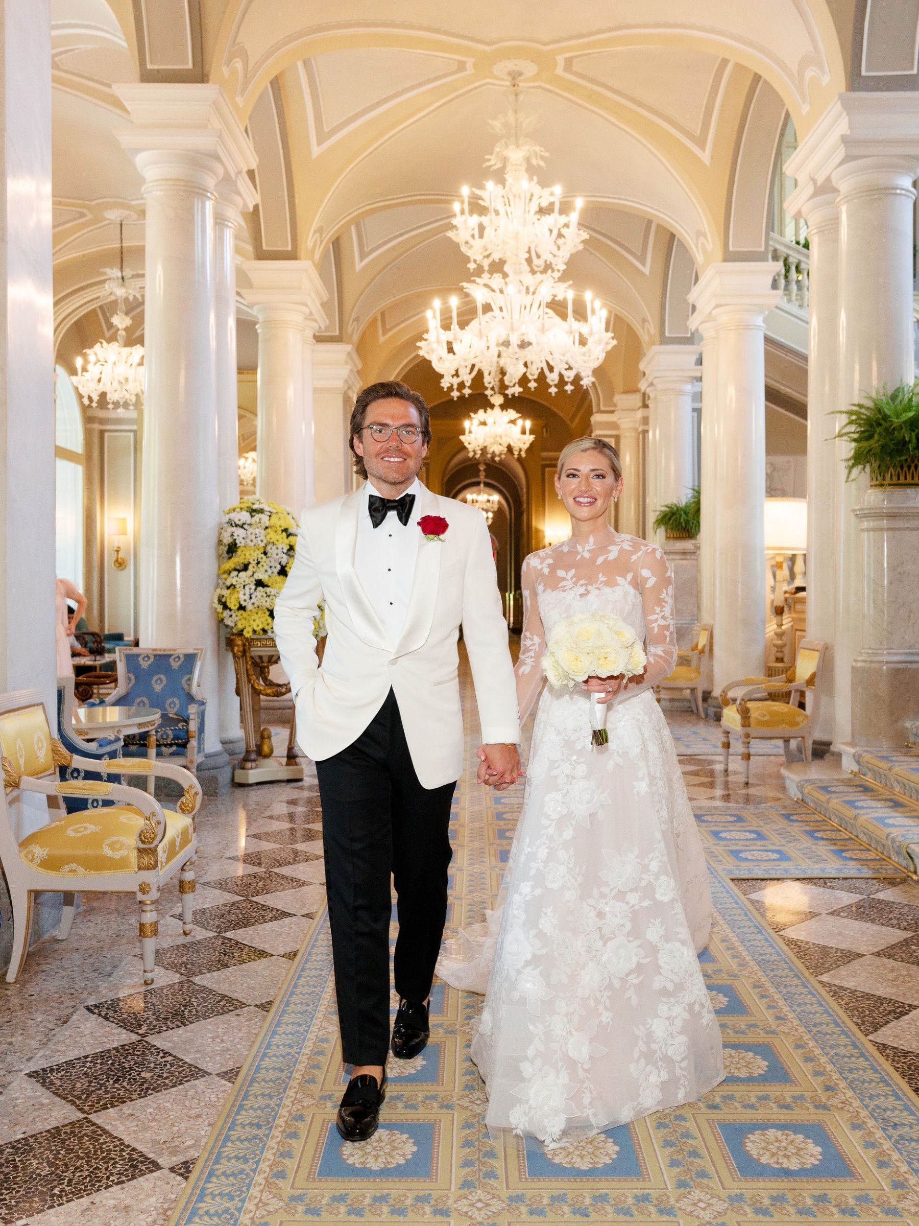 Jacquelyn &amp; Nick's Timeless Gatsby-Inspired Wedding at Villa Erba photo