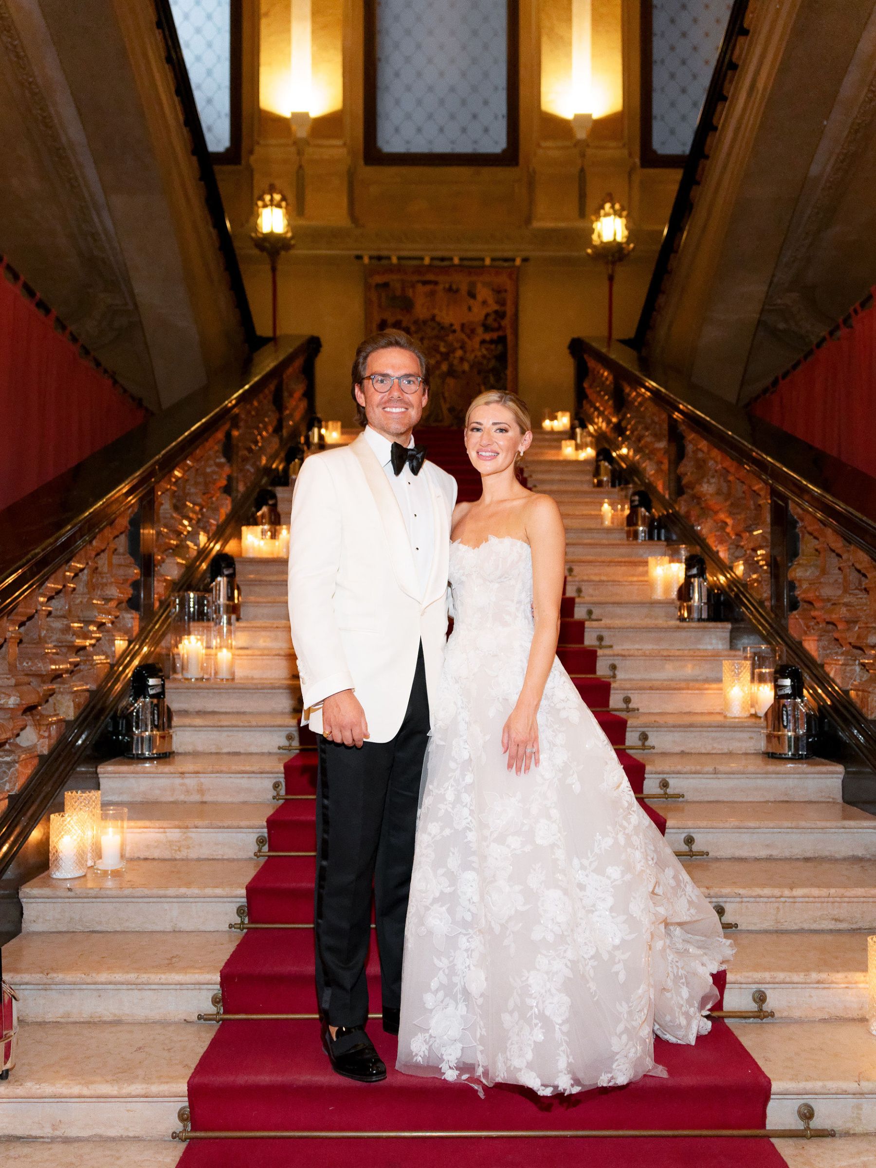 Jacquelyn &amp; Nick's Timeless Gatsby-Inspired Wedding at Villa Erba photo