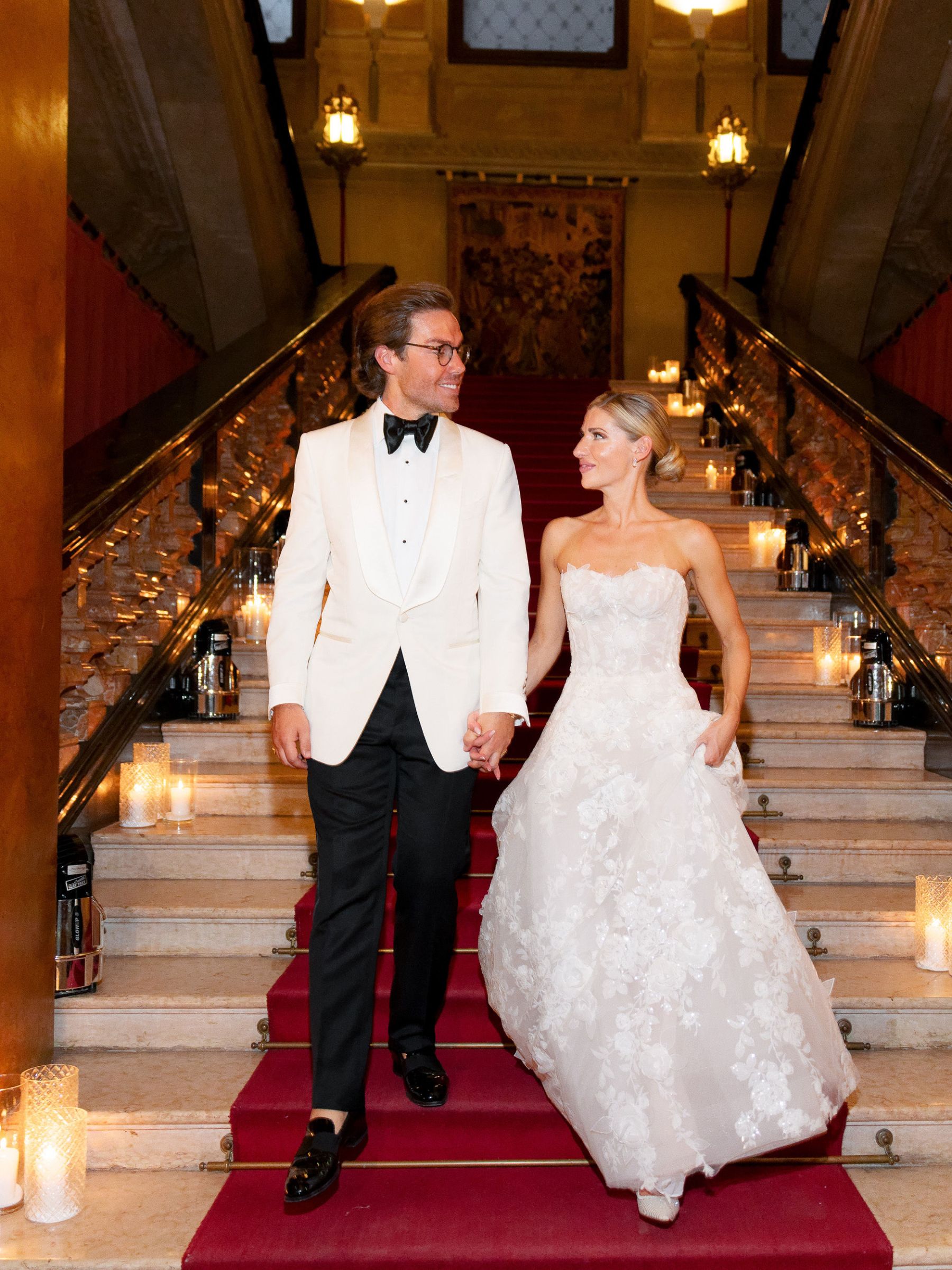 Jacquelyn &amp; Nick's Timeless Gatsby-Inspired Wedding at Villa Erba photo