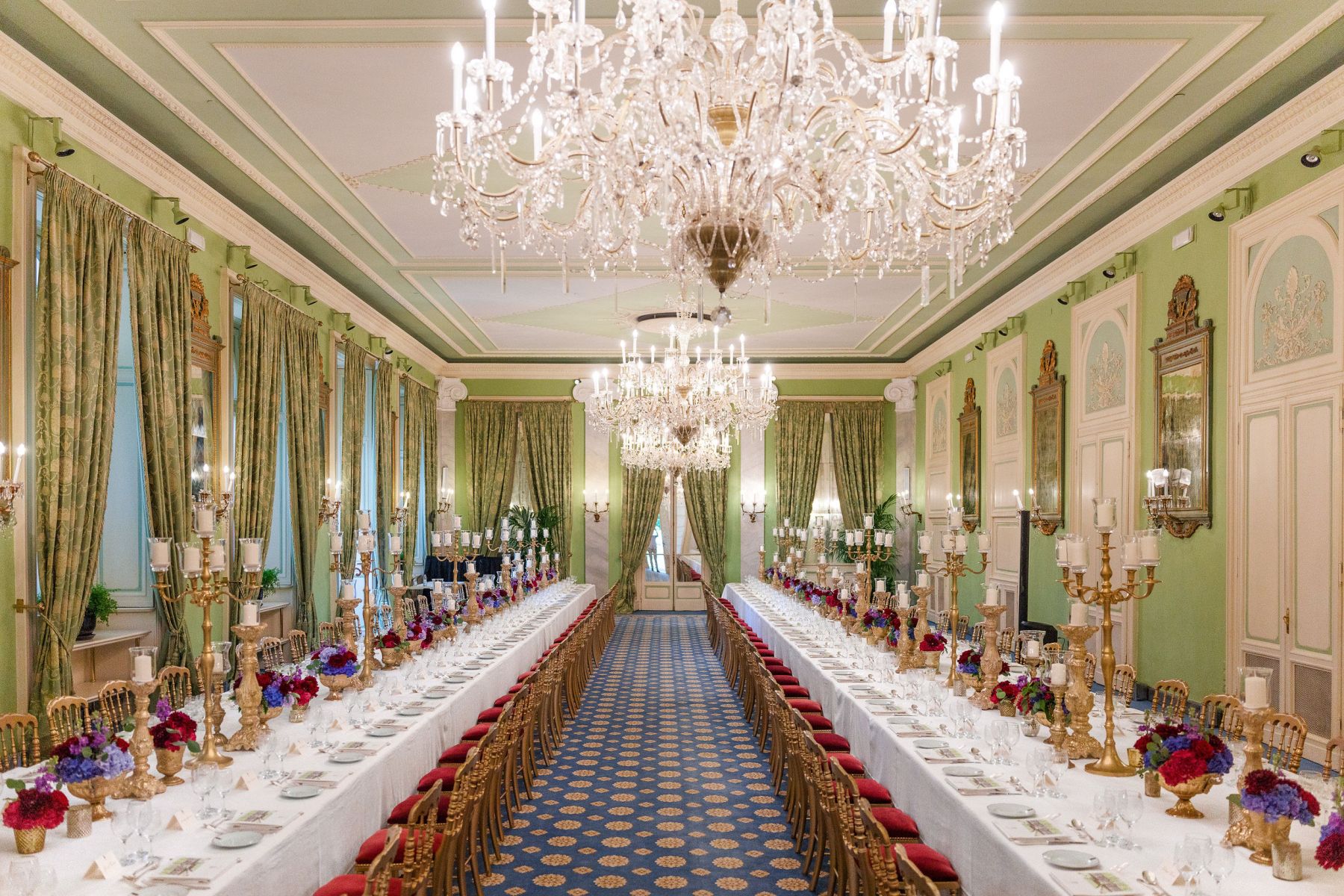 Jacquelyn &amp; Nick's Timeless Gatsby-Inspired Wedding at Villa Erba photo