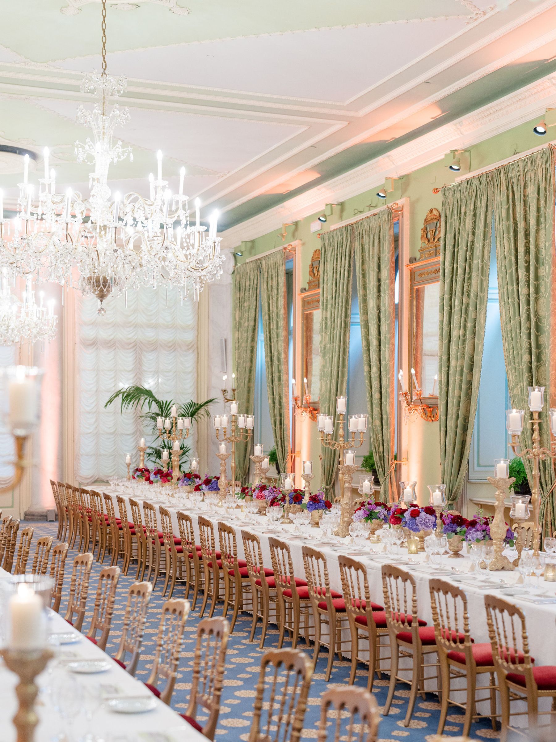 Jacquelyn &amp; Nick's Timeless Gatsby-Inspired Wedding at Villa Erba photo