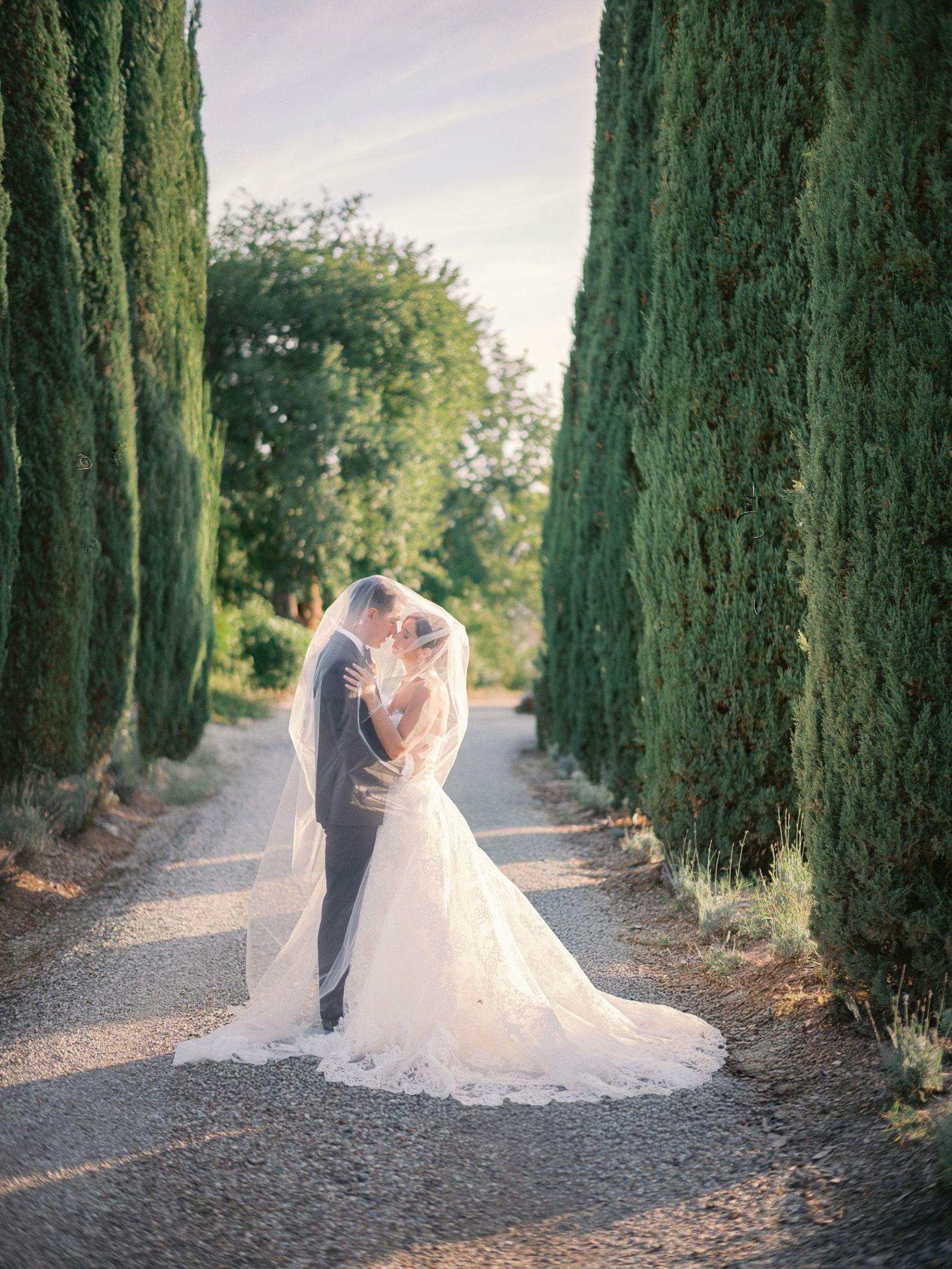 Vines, Vows &amp; Vintage Blooms: Hannah &amp; Timothy's Tuscan Wedding at Ombroneta photo