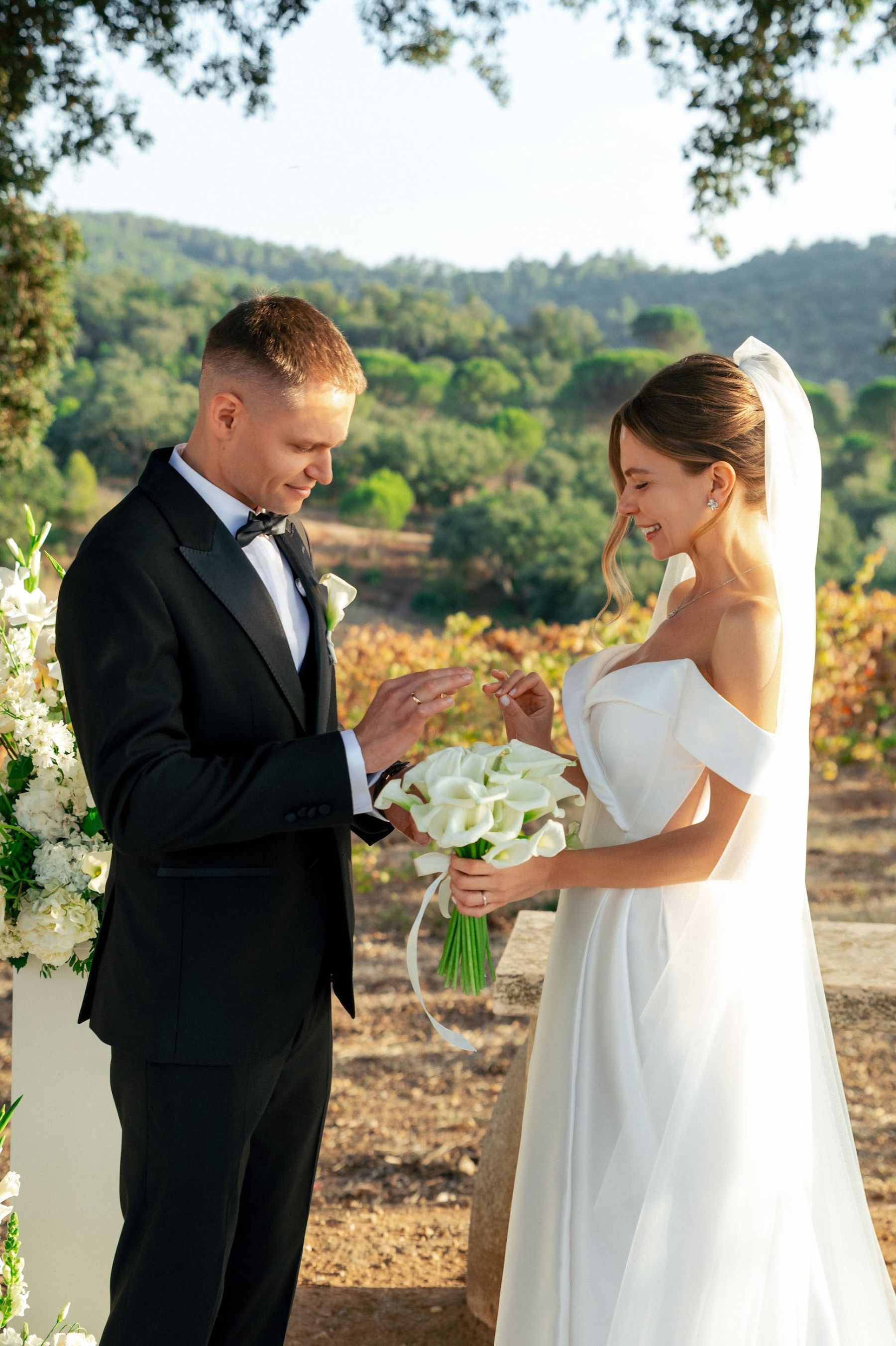 Mila &amp; Andrei's "Expensive Simplicity" Wedding at Hotel Casa Palmela, Portugal photo