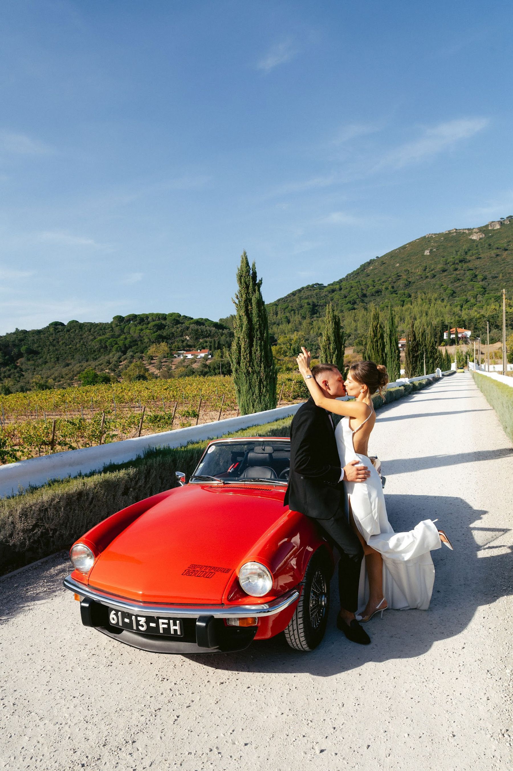 Mila &amp; Andrei's "Expensive Simplicity" Wedding at Hotel Casa Palmela, Portugal photo