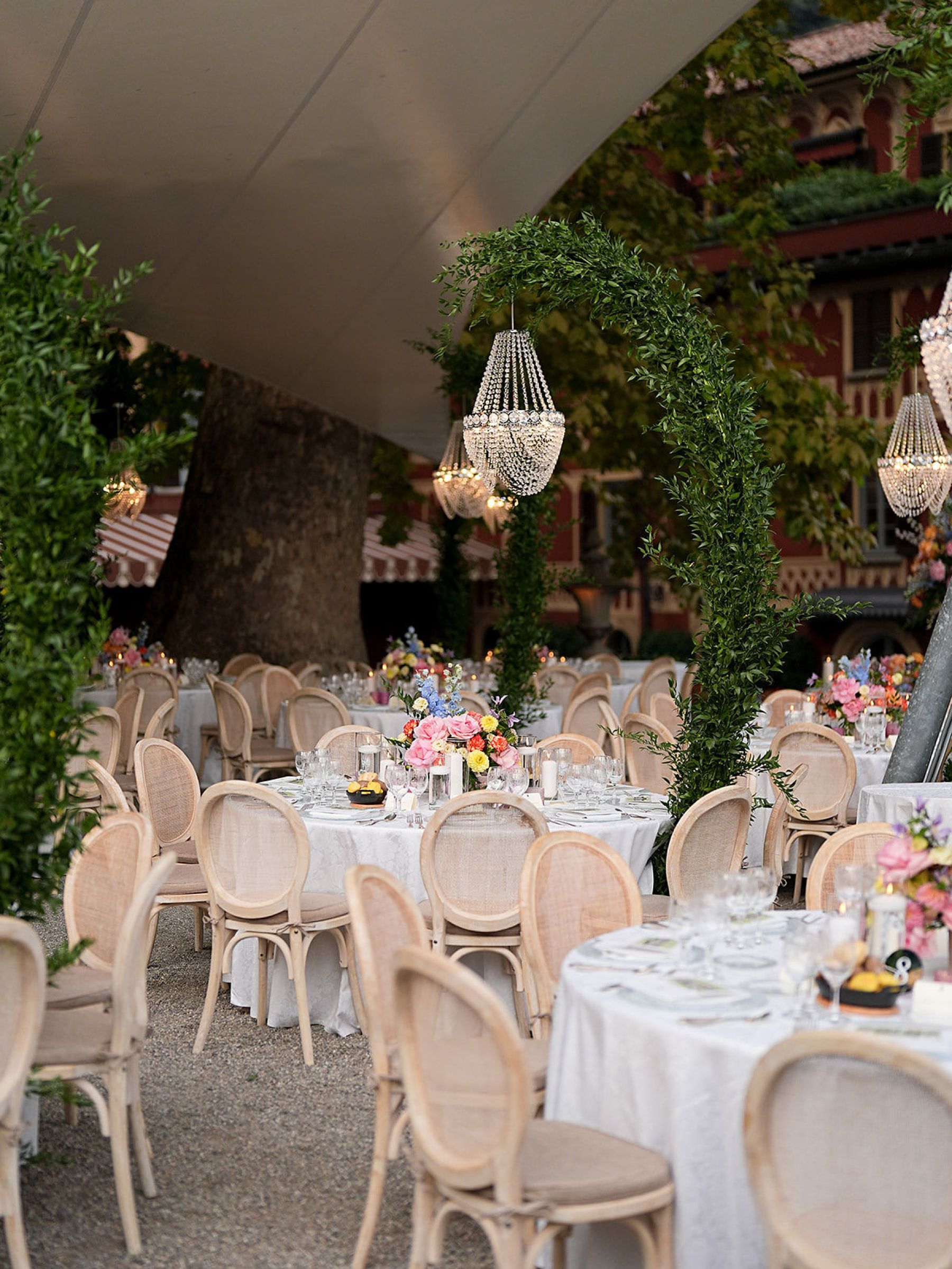 Madison &amp; Rotimi's Wedding at Villa D'Este: One Wooden Boat, 125 Guests, and Florals Nobody Expected photo