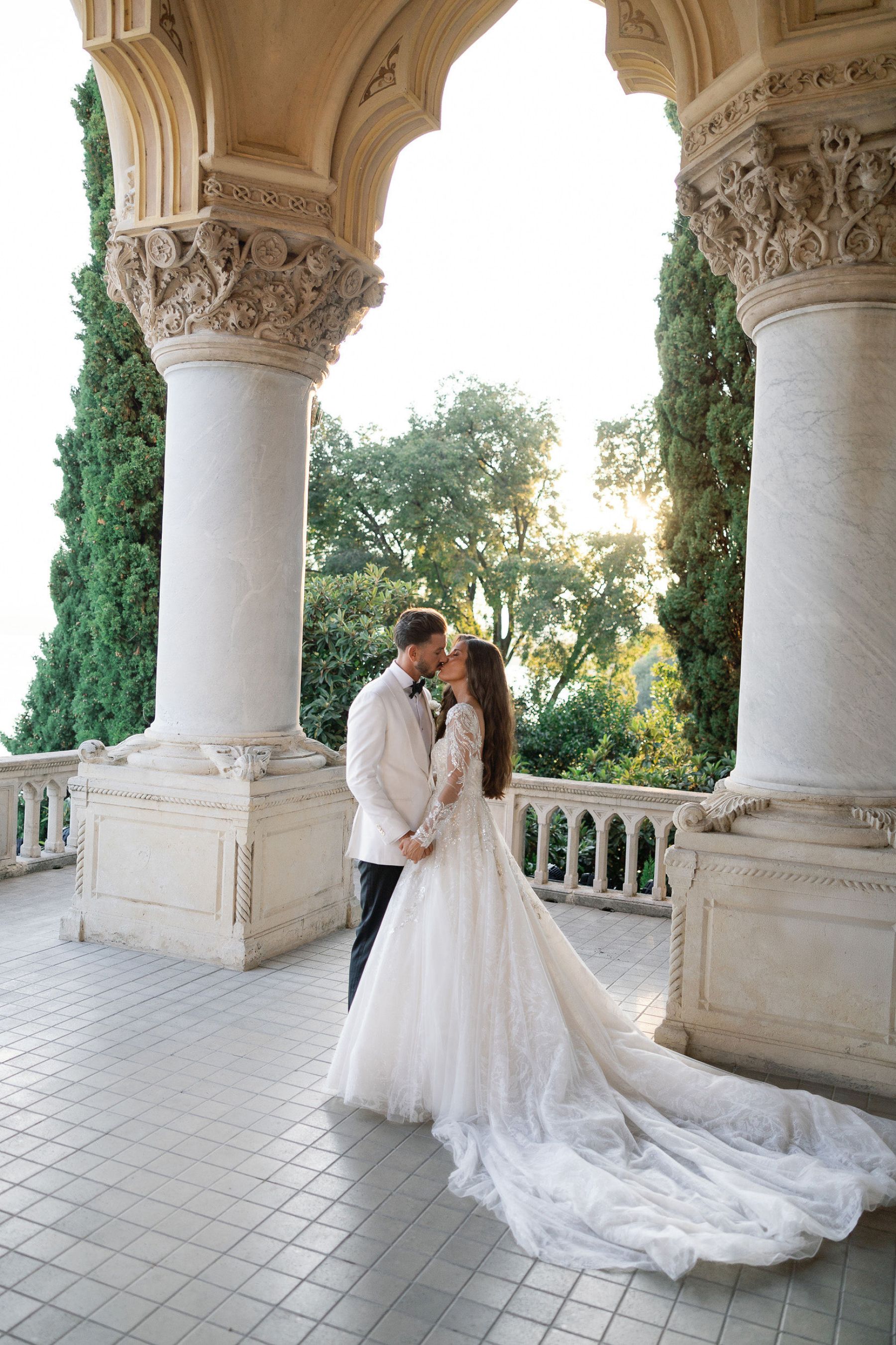 A Fairytale on the Water: Cristiana &amp; Gaetano’s Wedding at Isola del Garda photo