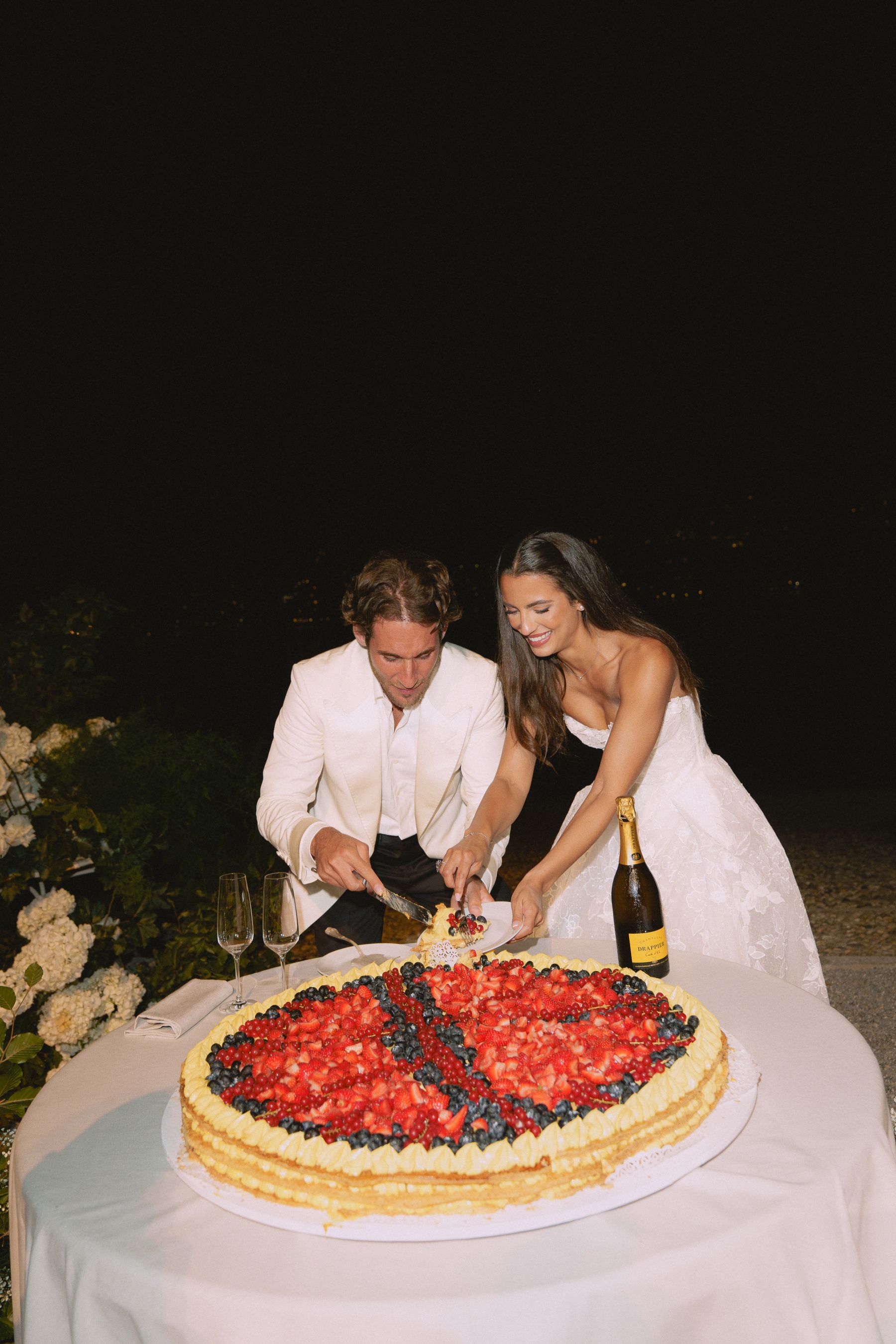 From a Paris Birthday Party to a Huppah on Lake Como: Carina &amp; Elie’s Wedding at The Villa Erba photo