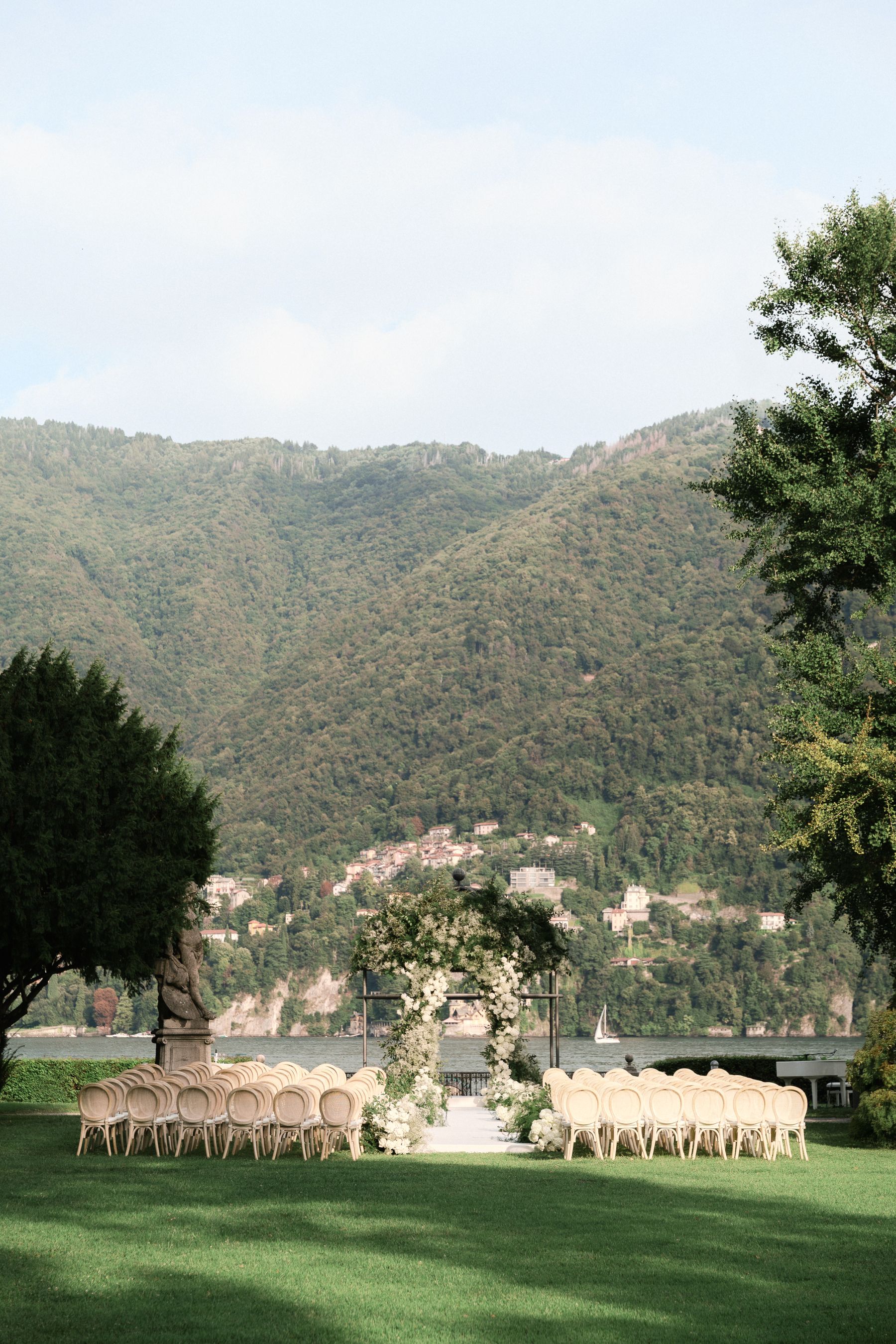 From a Paris Birthday Party to a Huppah on Lake Como: Carina &amp; Elie’s Wedding at The Villa Erba photo