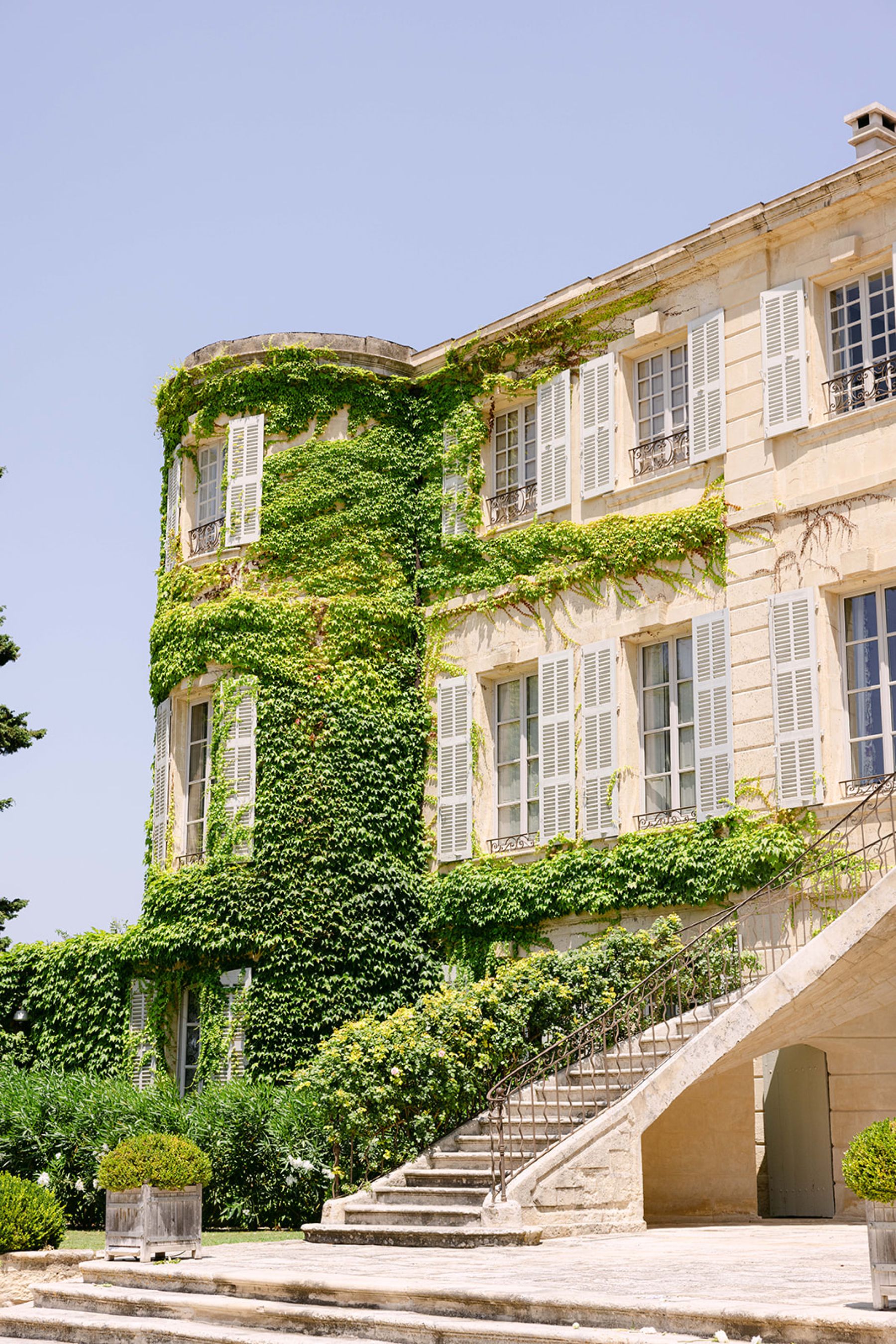 Twelve Years and One Valentine's Day Lunch: Elena &amp; Claude's Alpilles Wedding at Château d'Estoublon photo