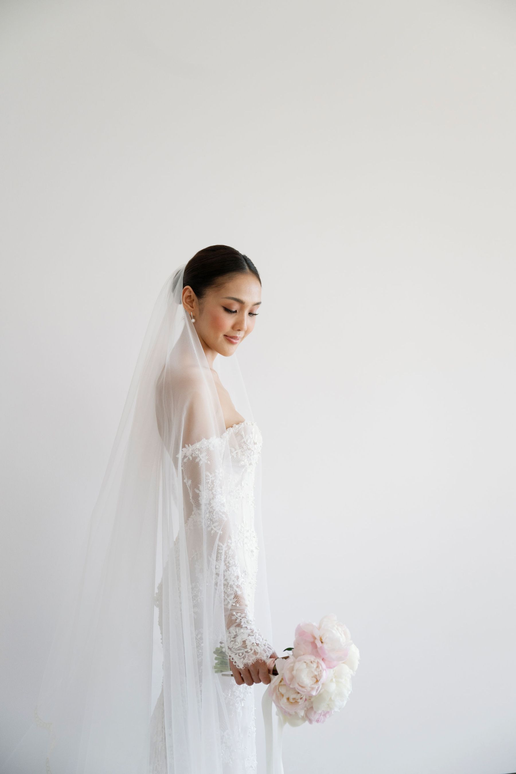 He Took 163 Flights to Get to Her: Kiki &amp; Thavidu's Wedding at COMO Point Yamu, Phuket photo