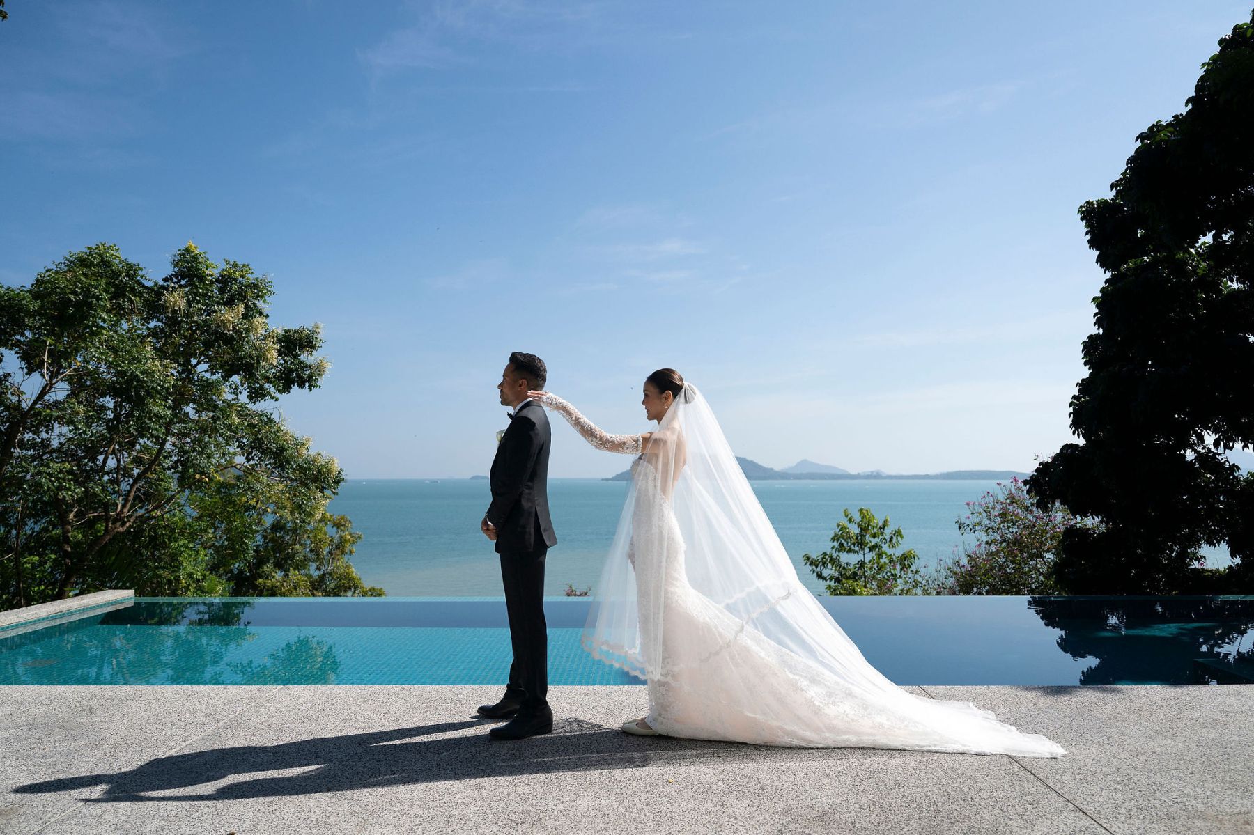 He Took 163 Flights to Get to Her: Kiki &amp; Thavidu's Wedding at COMO Point Yamu, Phuket photo
