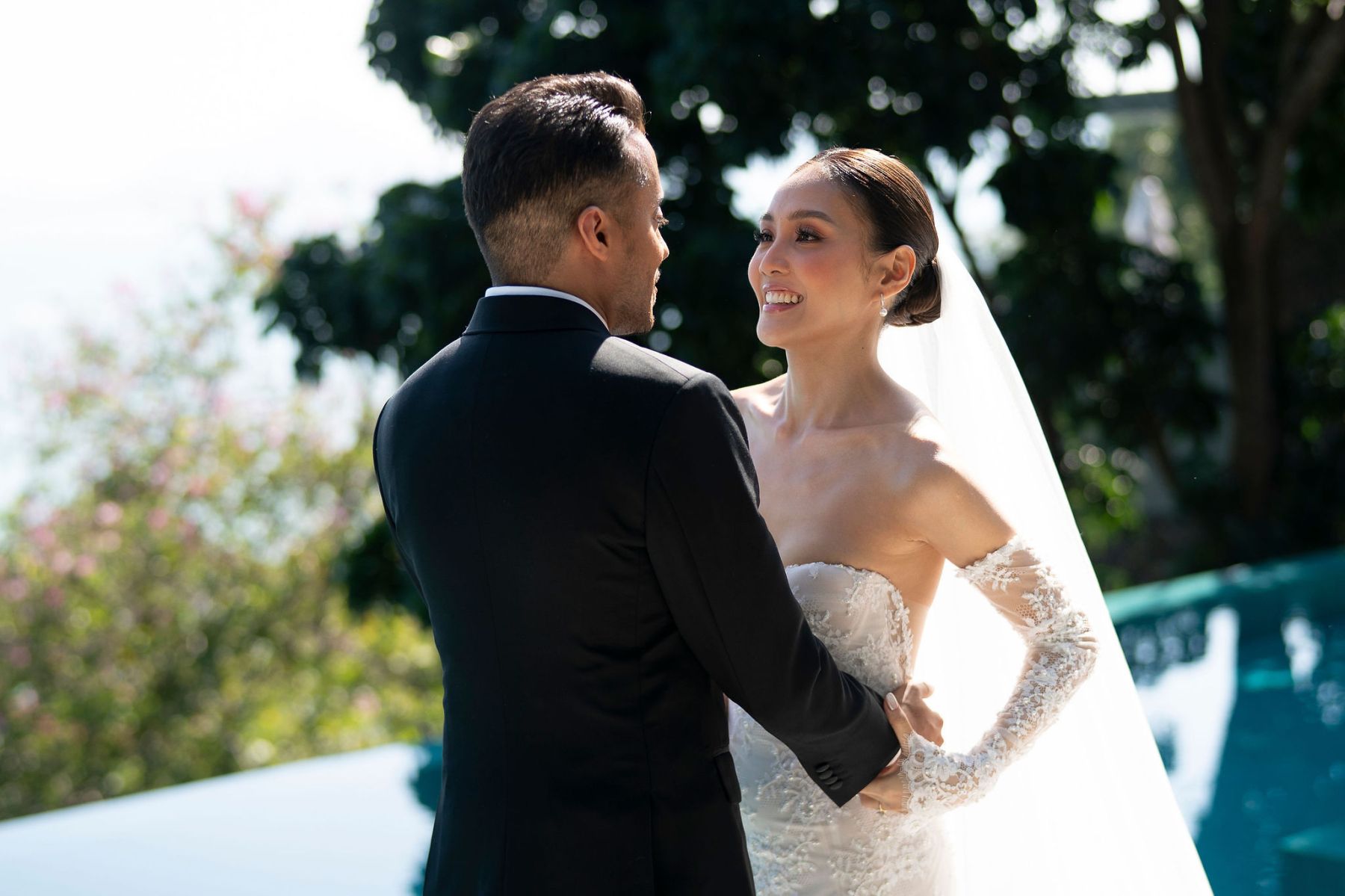 He Took 163 Flights to Get to Her: Kiki &amp; Thavidu's Wedding at COMO Point Yamu, Phuket photo