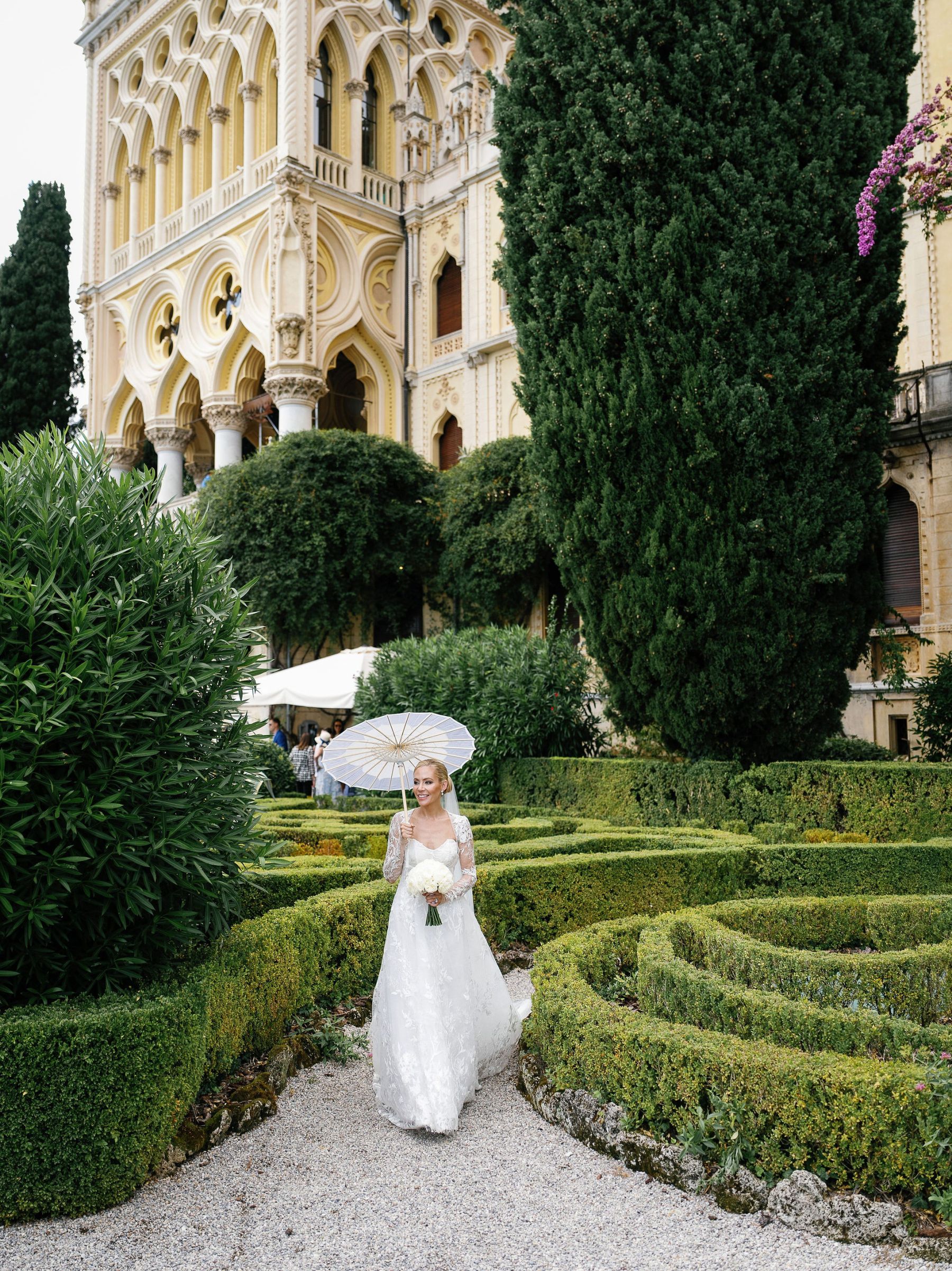 “I Don’t Think I’ll Ever Quite Be Over It”: Lindsey &amp; Elliott’s Wedding at Isola del Garda photo
