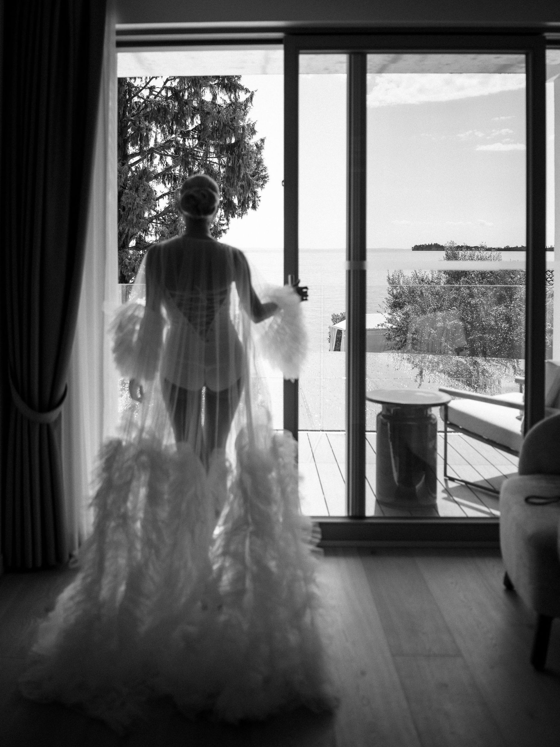 “I Don’t Think I’ll Ever Quite Be Over It”: Lindsey &amp; Elliott’s Wedding at Isola del Garda photo