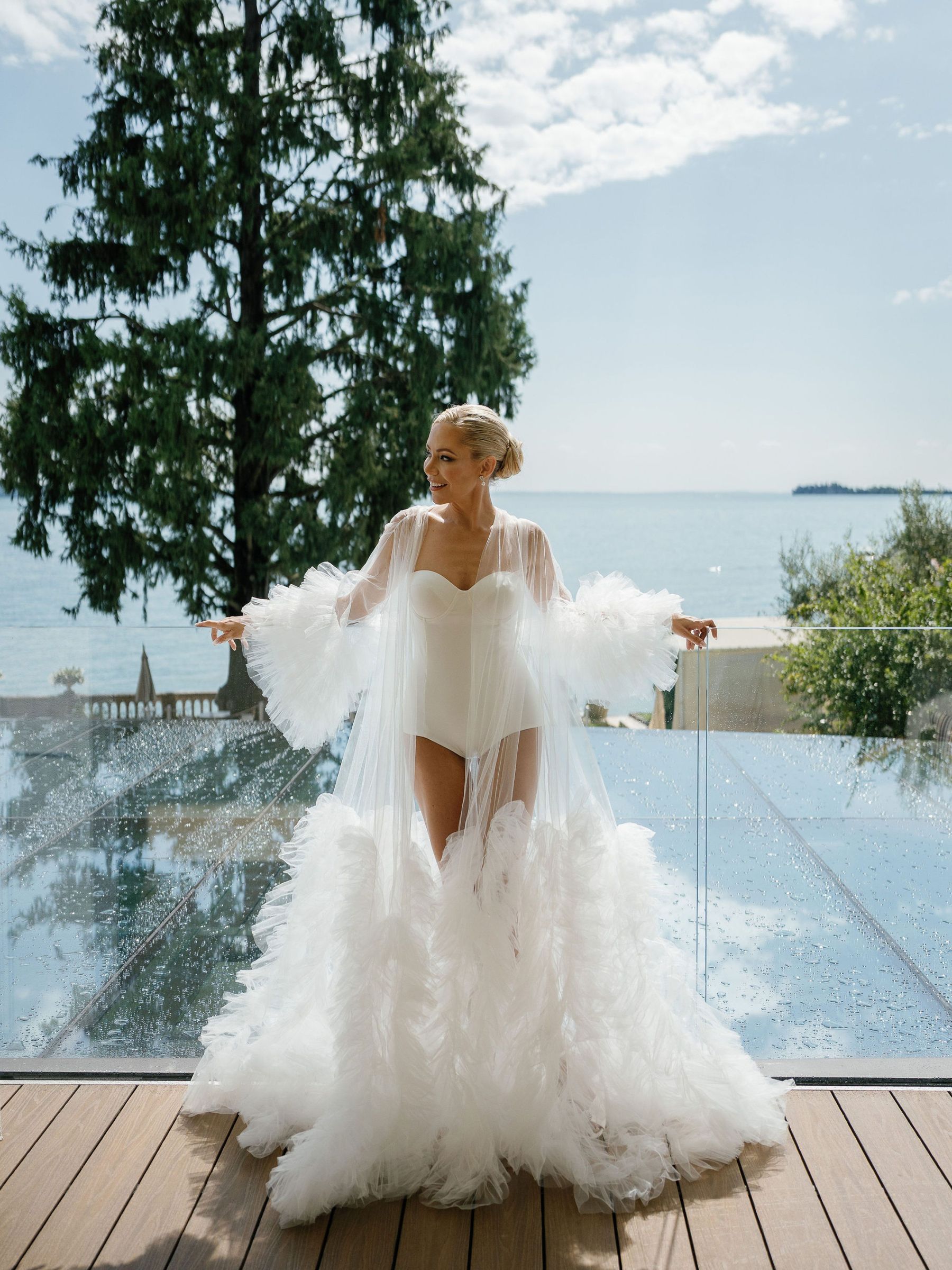 “I Don’t Think I’ll Ever Quite Be Over It”: Lindsey &amp; Elliott’s Wedding at Isola del Garda photo