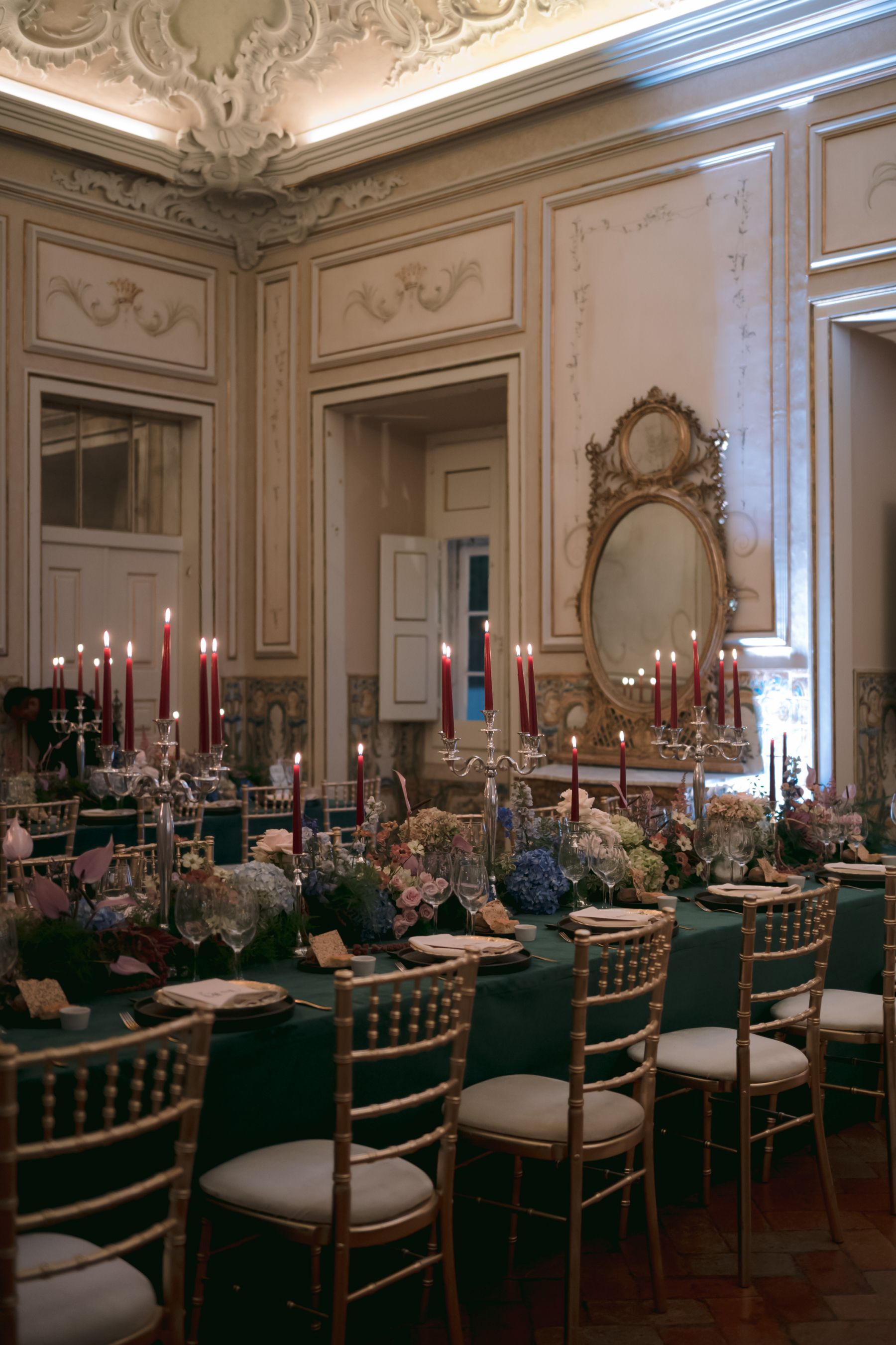 Timeless, Artistic, and Intentionally Dramatic: Andrea &amp; Jake's Wedding at Palácio Correio-Mor photo
