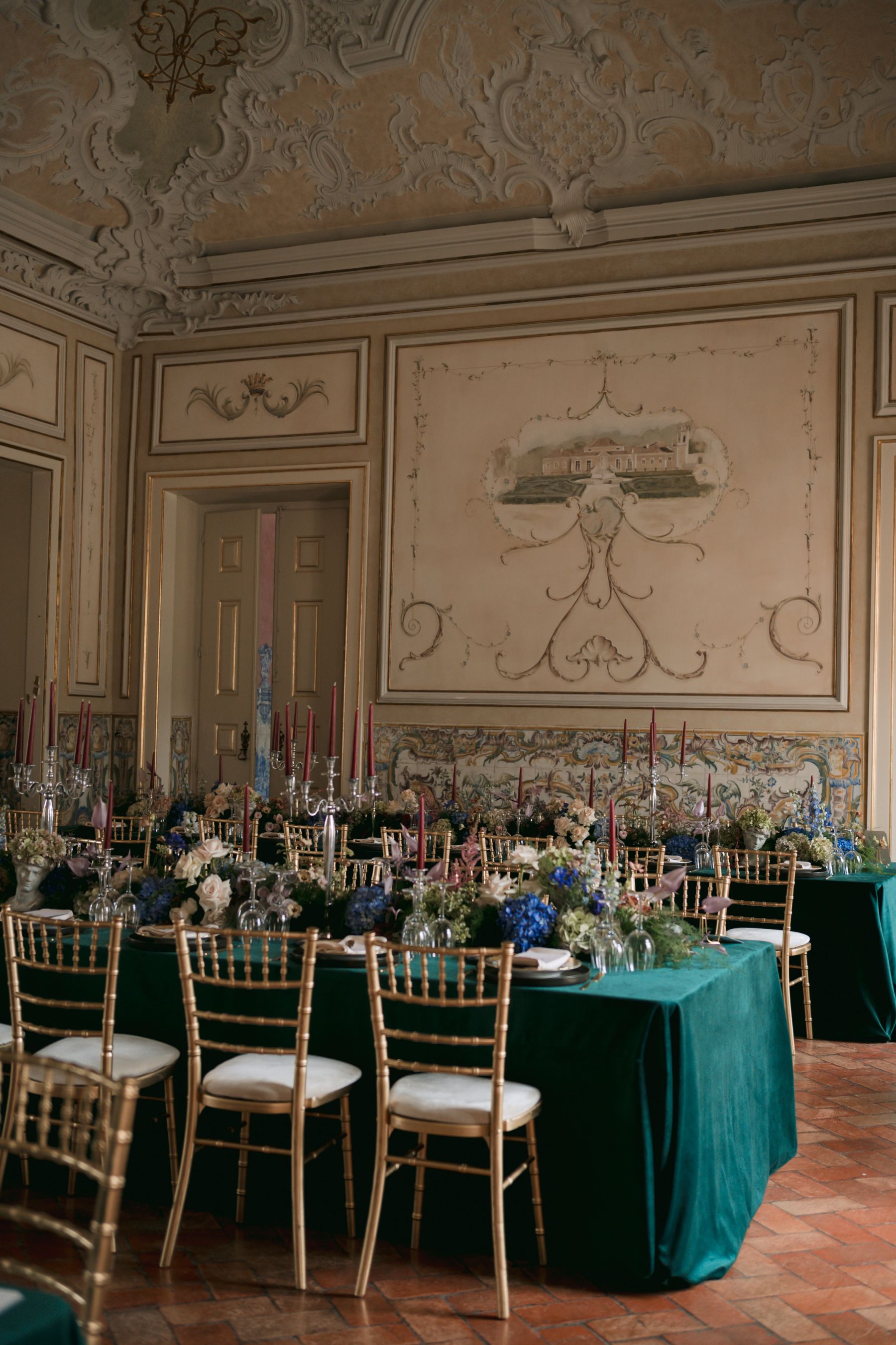 Timeless, Artistic, and Intentionally Dramatic: Andrea &amp; Jake's Wedding at Palácio Correio-Mor photo