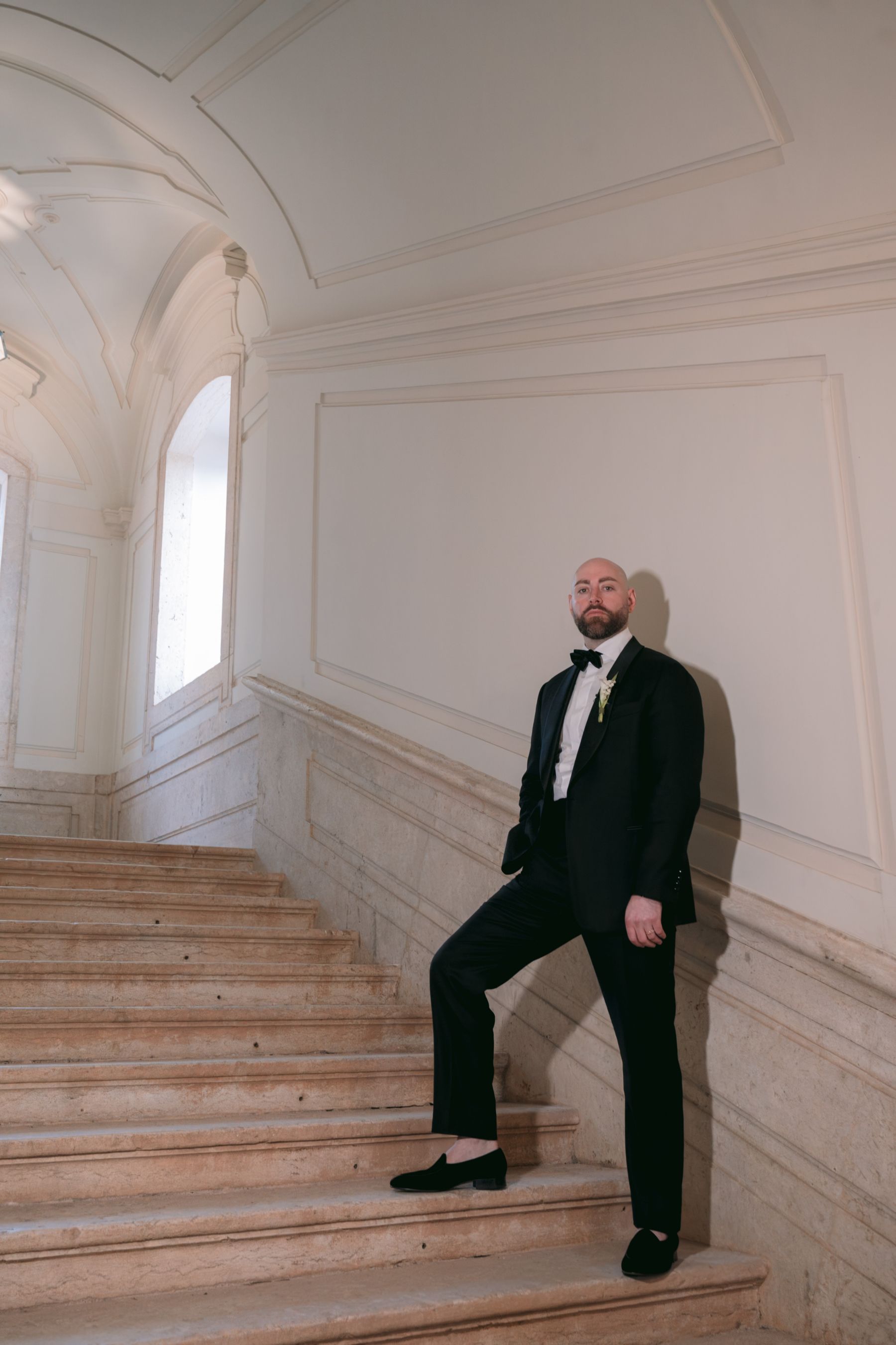 Timeless, Artistic, and Intentionally Dramatic: Andrea &amp; Jake's Wedding at Palácio Correio-Mor photo