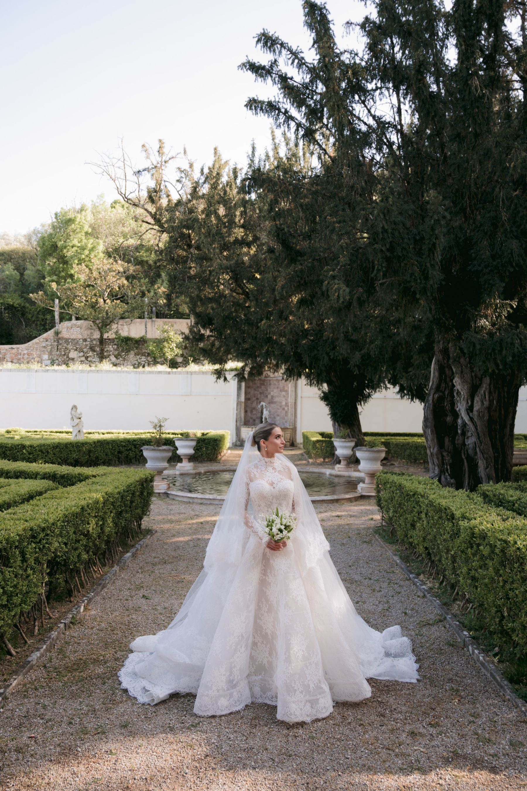Timeless, Artistic, and Intentionally Dramatic: Andrea &amp; Jake's Wedding at Palácio Correio-Mor photo