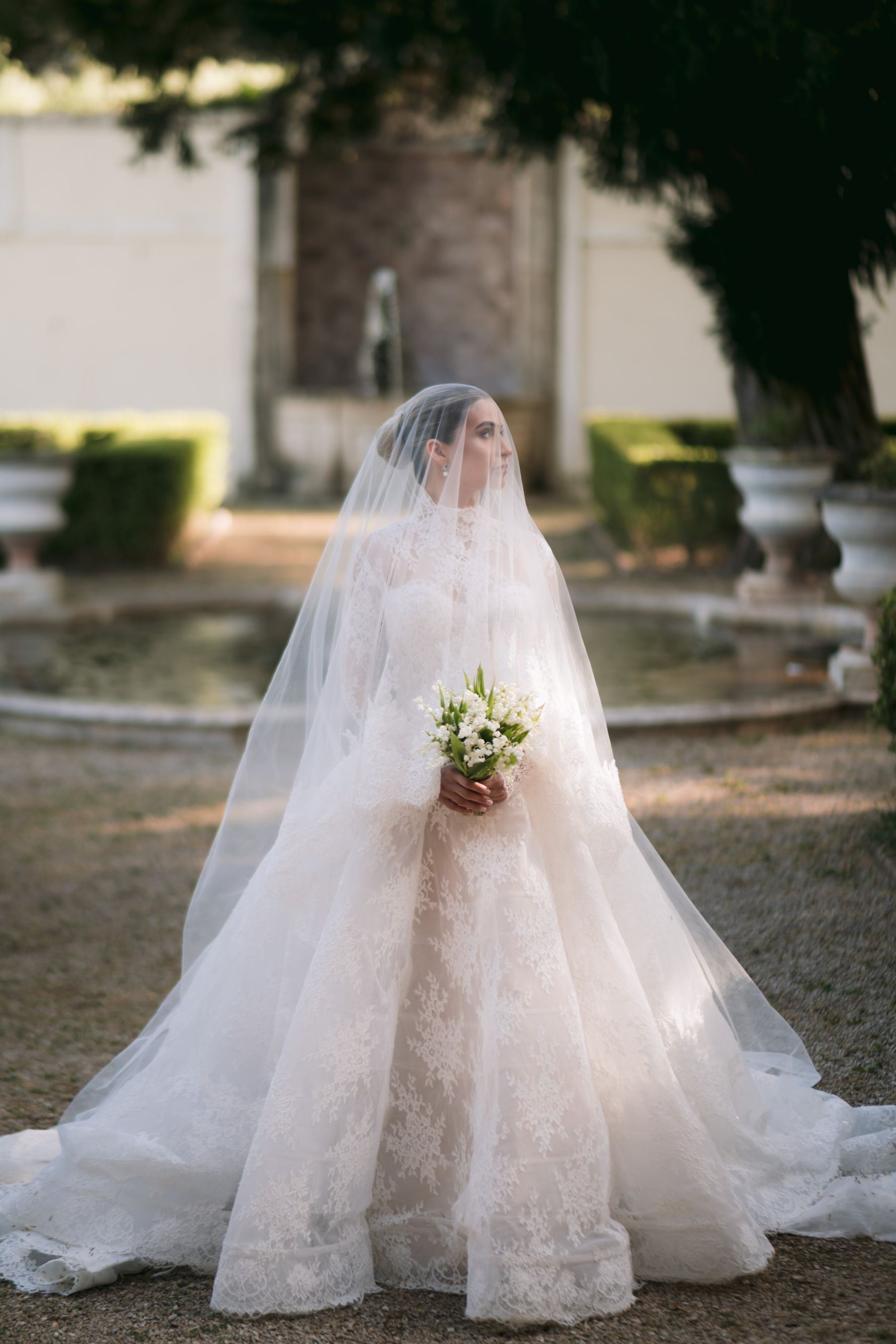 Timeless, Artistic, and Intentionally Dramatic: Andrea &amp; Jake's Wedding at Palácio Correio-Mor photo
