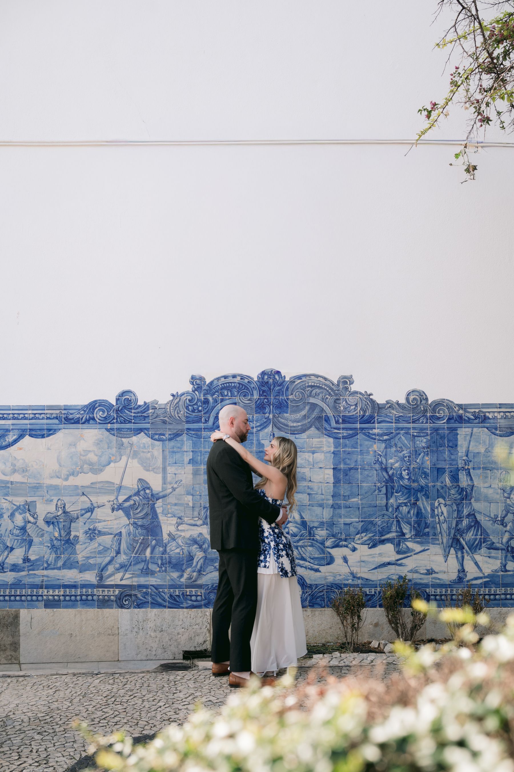 Timeless, Artistic, and Intentionally Dramatic: Andrea &amp; Jake's Wedding at Palácio Correio-Mor photo